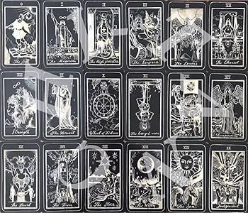 【美品・正規品】Somnia Tarot Deck タロットカード Amazon.co.jp: Shores Of Moon Luna Somnia Tarot Deck with