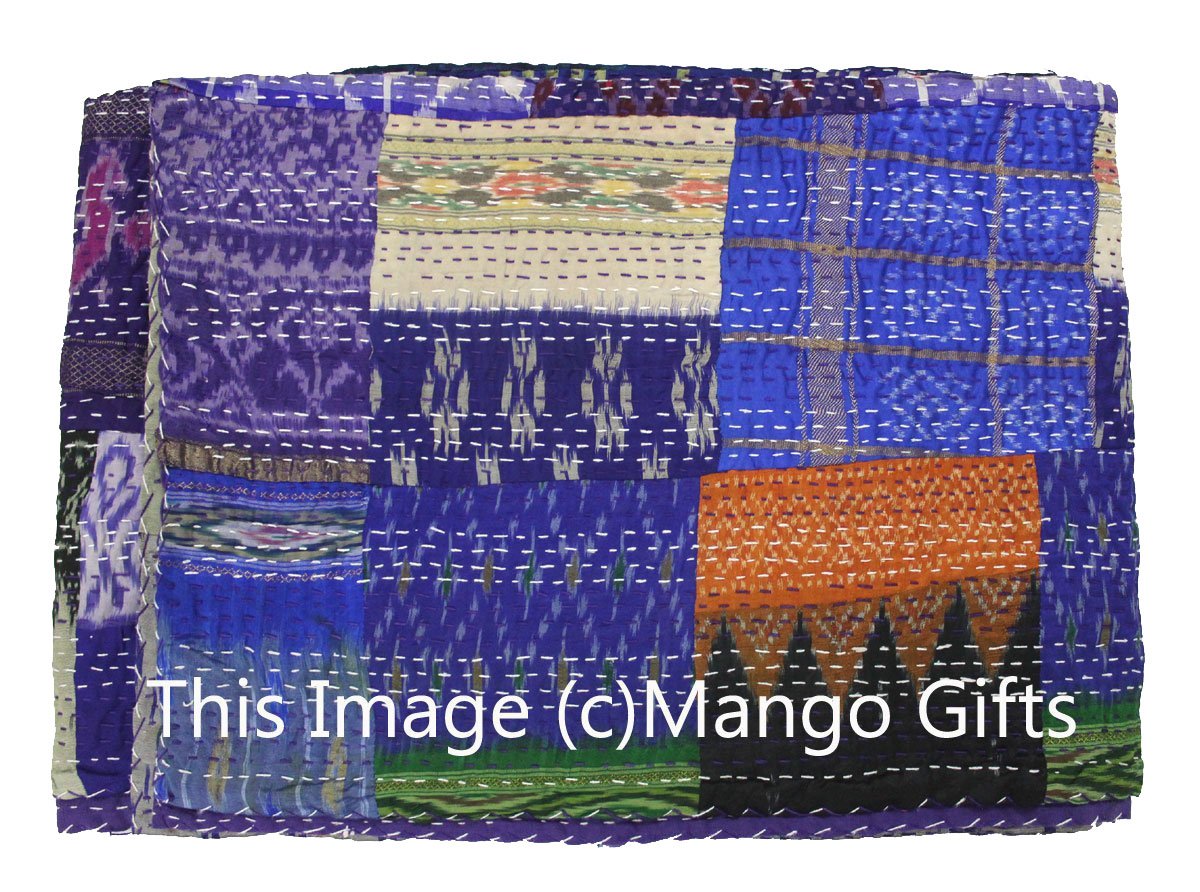 Couvre-lit Kantha fait main en soie violette avec motifs Patola vintage