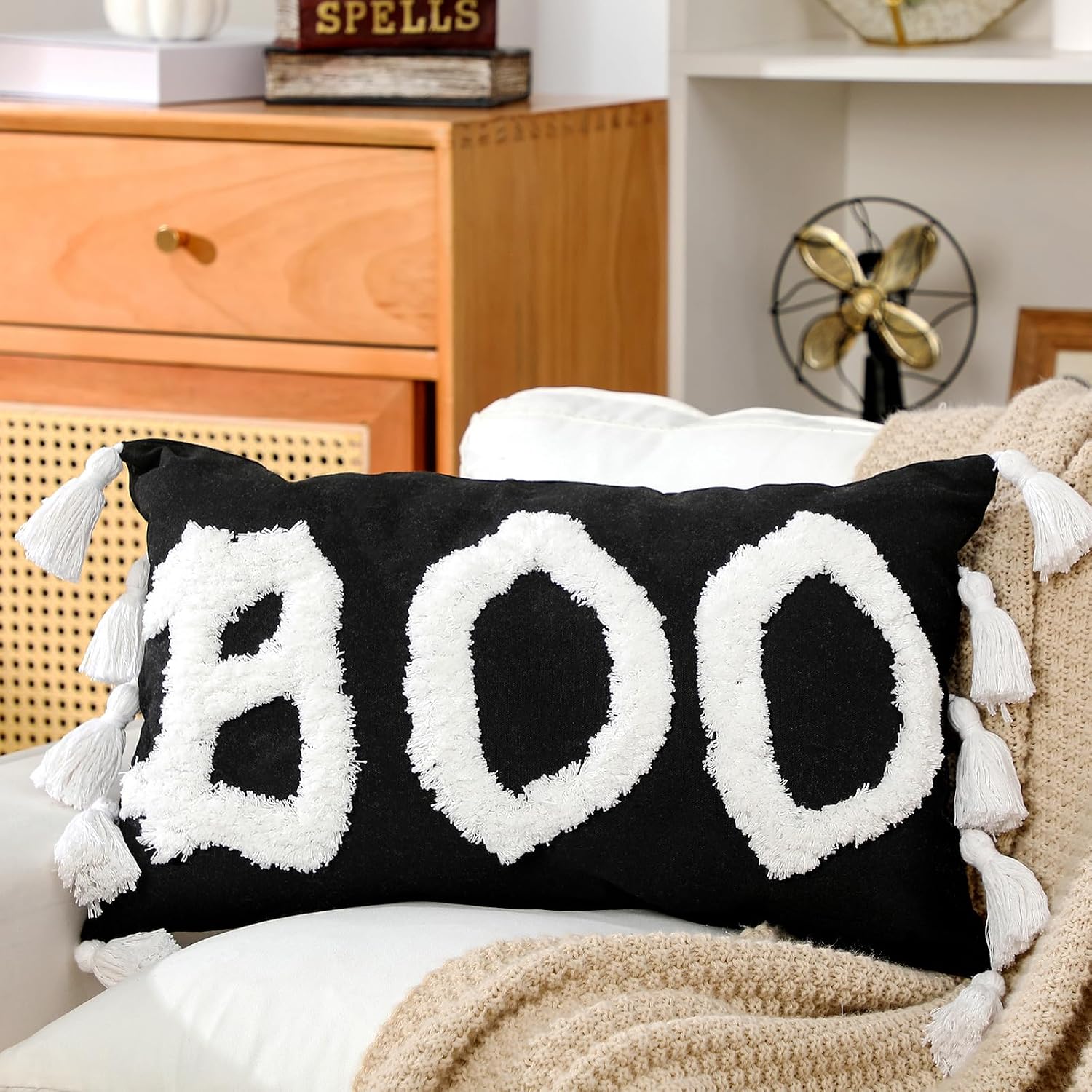 Yuntau Halloween Lumbar Pillow Covers, 12 x 20 Inch Boo Throw Pillow Case