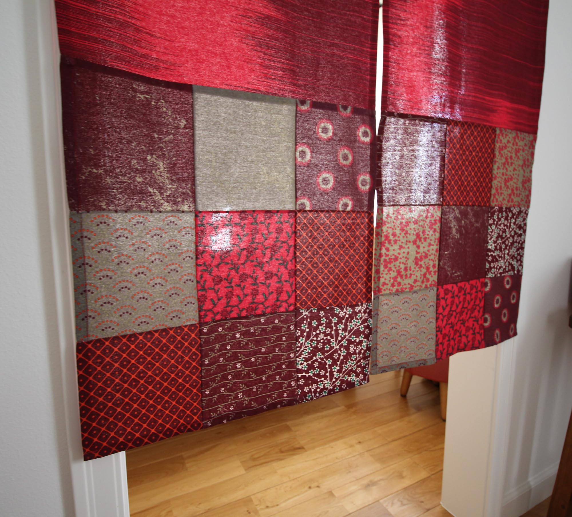 Cortina para puerta (33.5 x 59 pies) Akari Tapestry Noren separador de ambientes (rojo oscuro)