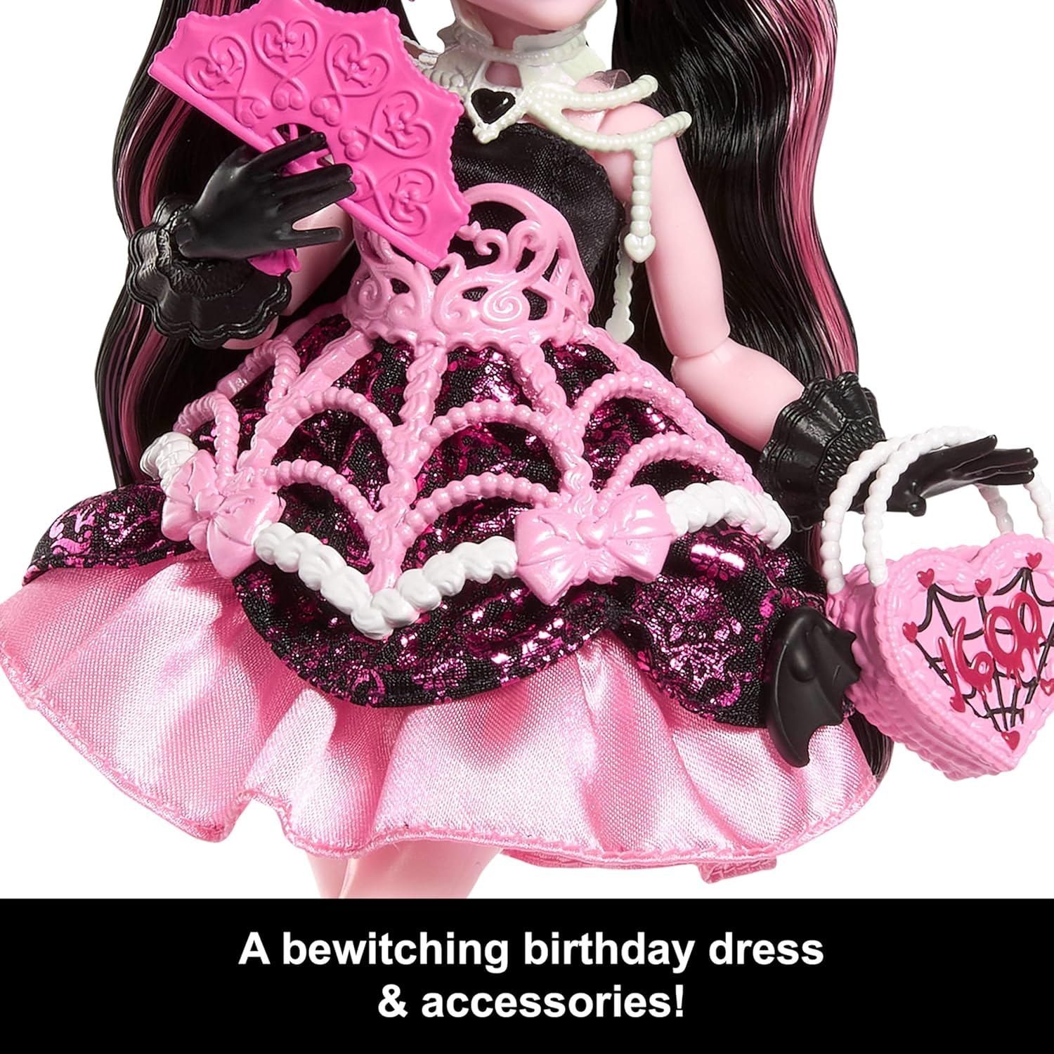 Amazon.co.jp: Draculaura Scary Sweet Birthday Doll Series