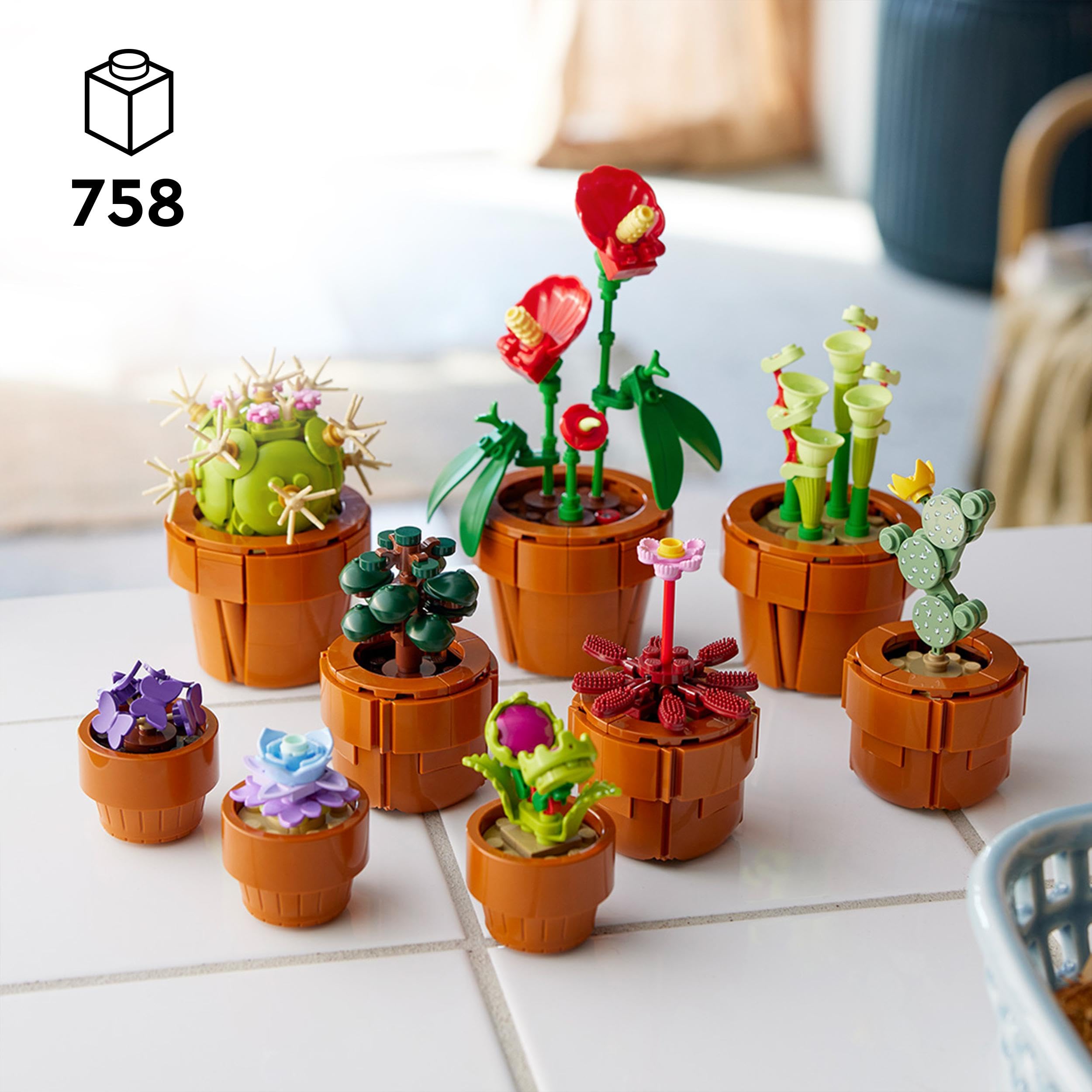 Bundle of LEGO 10309 Icons Sukkulenten Künstliche Blumen Set für Erwachsene + LEGO 10329 Icons Mini Pflanzen, 9 künstliche Blumen zum Bauen, Botanical Collection Sammel-Set für Erwachsene