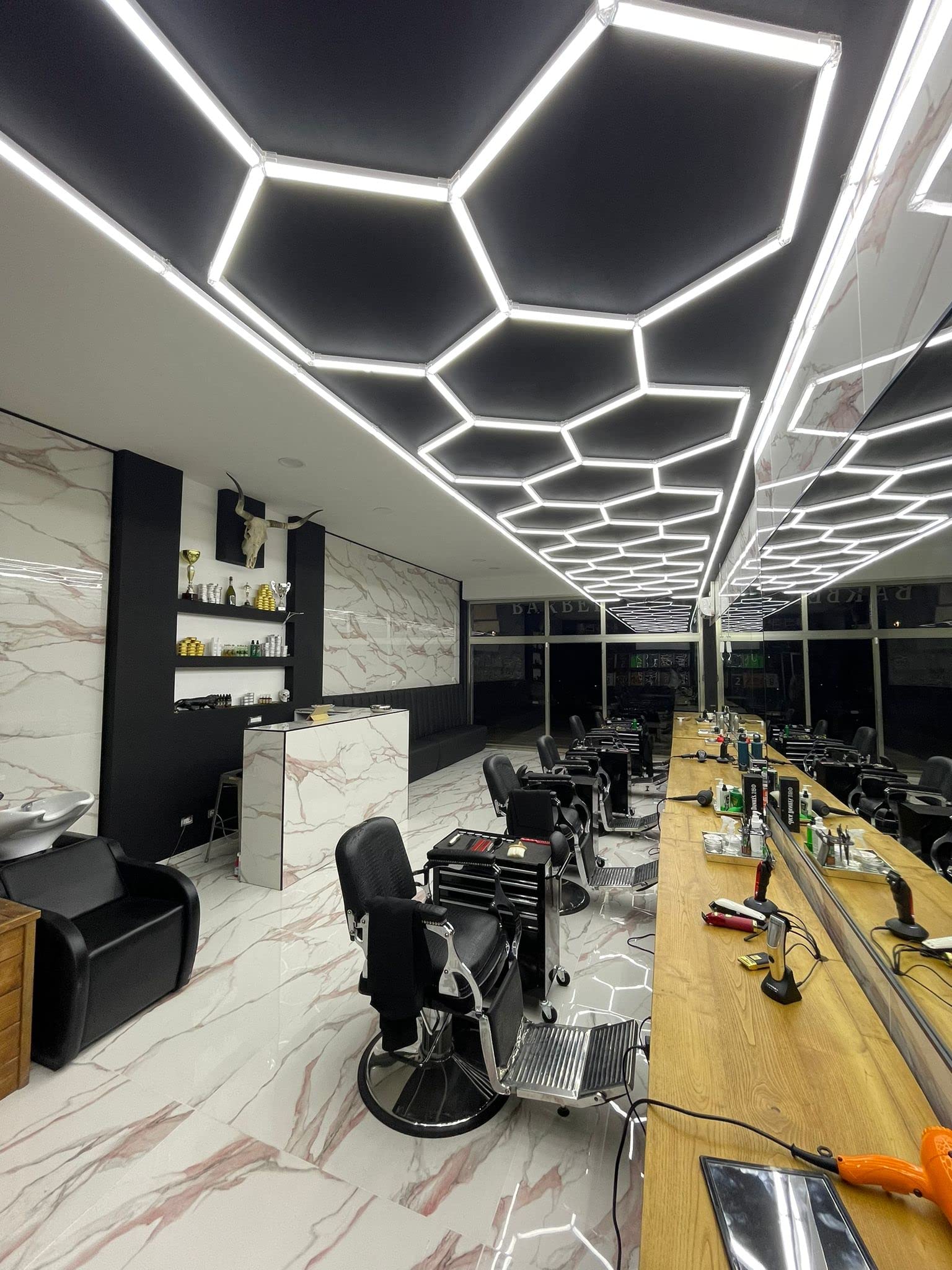 Led nido de abeja diseño hexagonal moderno coche destailing taller carrocero caucho oficina rombos pulido salón estética peluquería