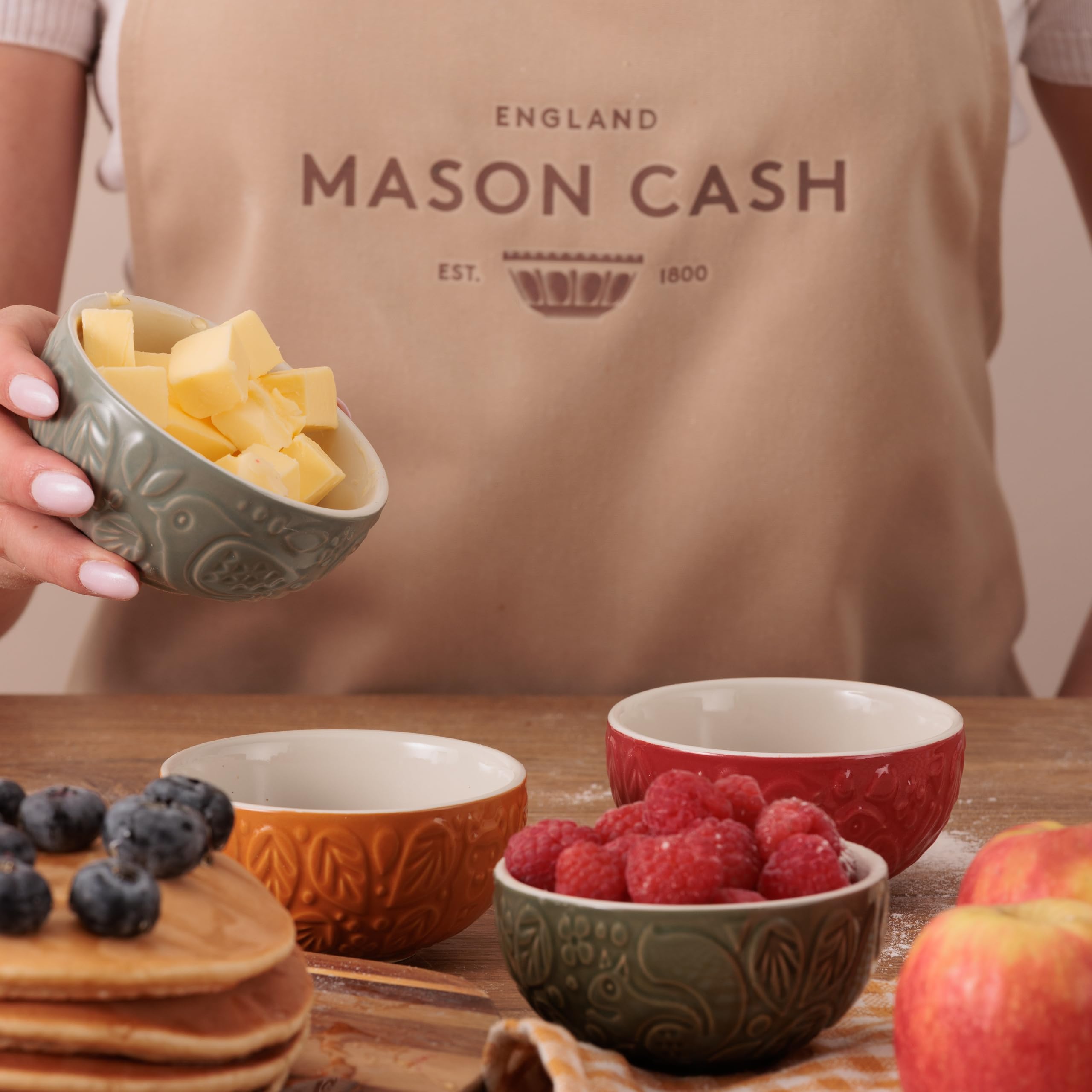 Mason Cash in The Forest - Set di 4 ciotole in gres porcellanato, design in rilievo Woodland in grigio, rosso, verde e ocra, capacità 175 ml, ideali per pizzicare pentole, salse e dessert