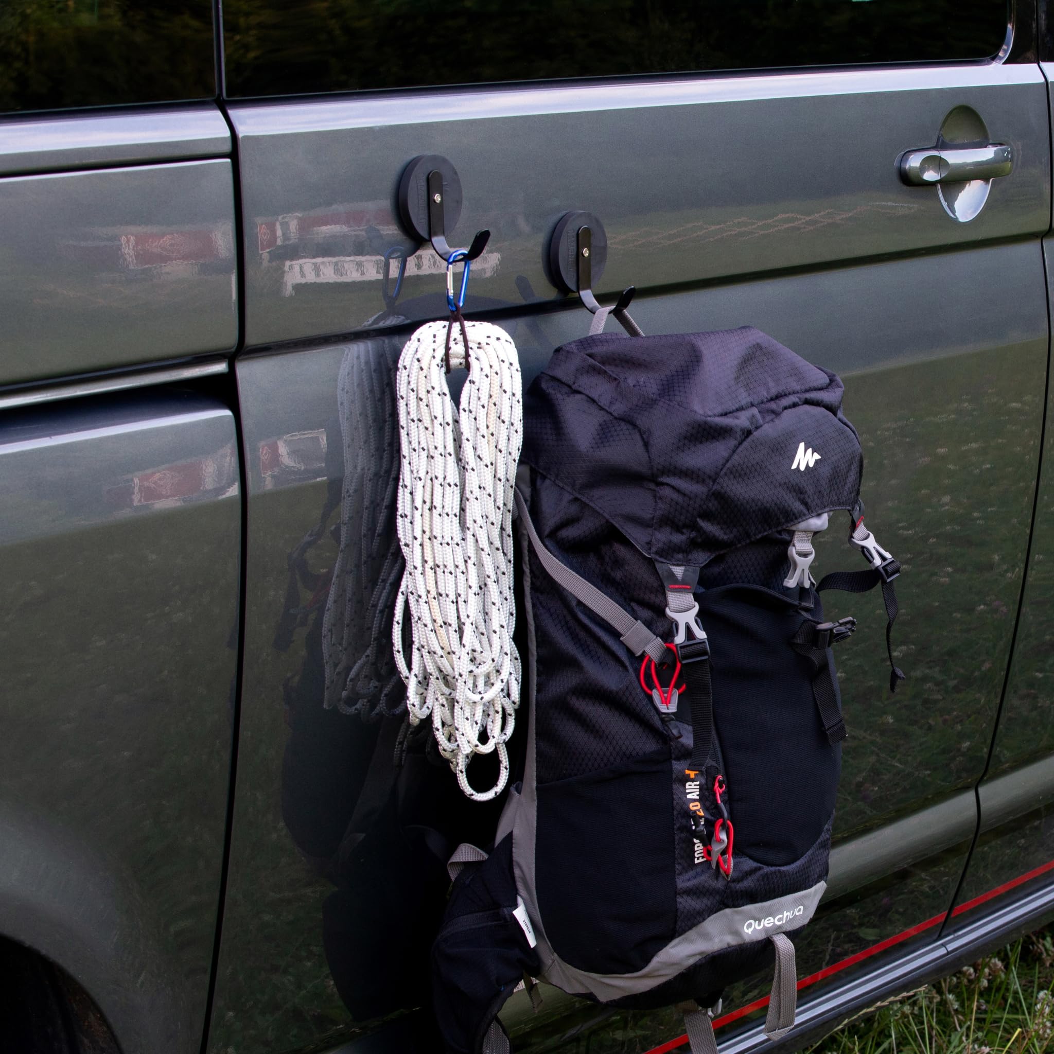 Campnetic magnetische Haken im 2er Set groß - Magnethaken für Kastenwagen, Vanlife, Camping - gummierte Magnet Haken - Camper Zubehör - Offroad Zubehör - Camping Gadget inkl. Aufbewahrungsbeutel