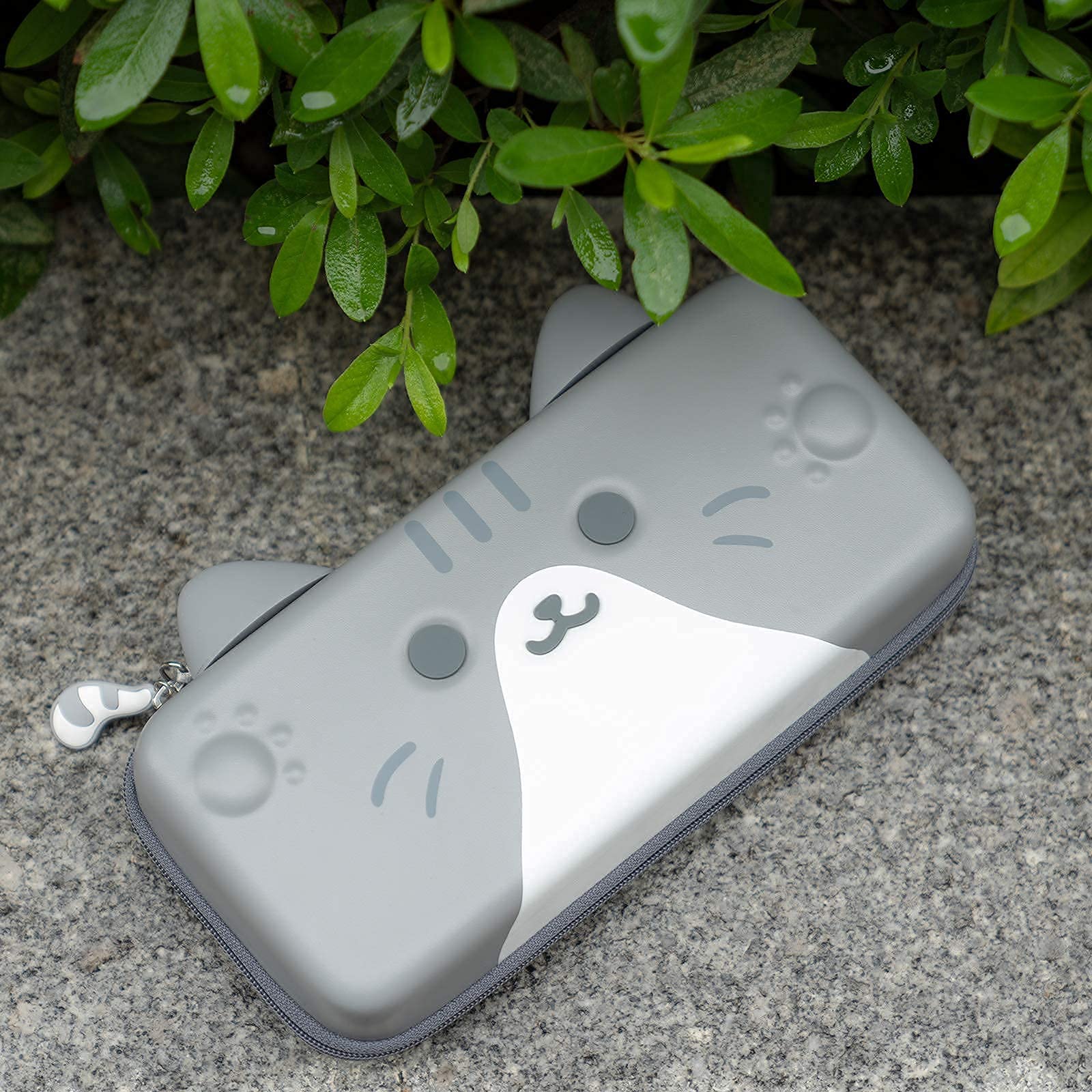 GeekShare Étui de Transport avec Oreilles de Chat pour Nintendo Switch/Switch OLED – Étui de Transport Portable Fin et Rigide pour Console Switch OLED et Accessoires, Gris, L