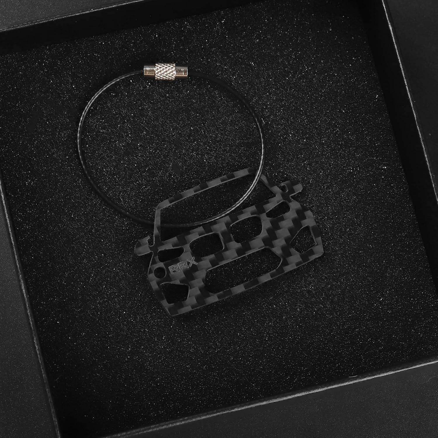 Genuine Carbon Fiber Creative EDC Car Keychain Compatible with BMW X3 M X4 M 2019 2020 2021 Leather Key Ring CNC Precision Cut Gift for Car Enthusiasts