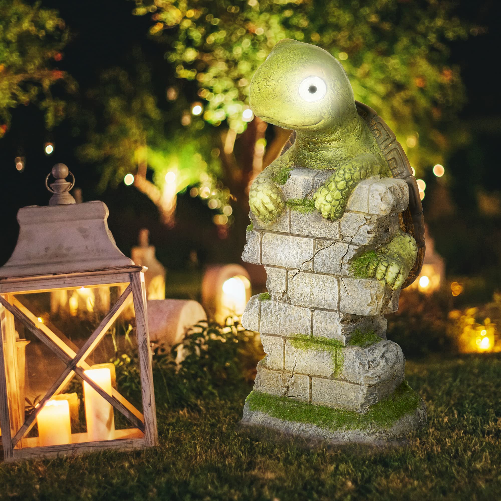 Outsunny Statuetta da giardino a forma di tartaruga con luce solare LED, statua da giardino, scultura da 36,5 cm, ornamento esterno per prato, giardino, cortile