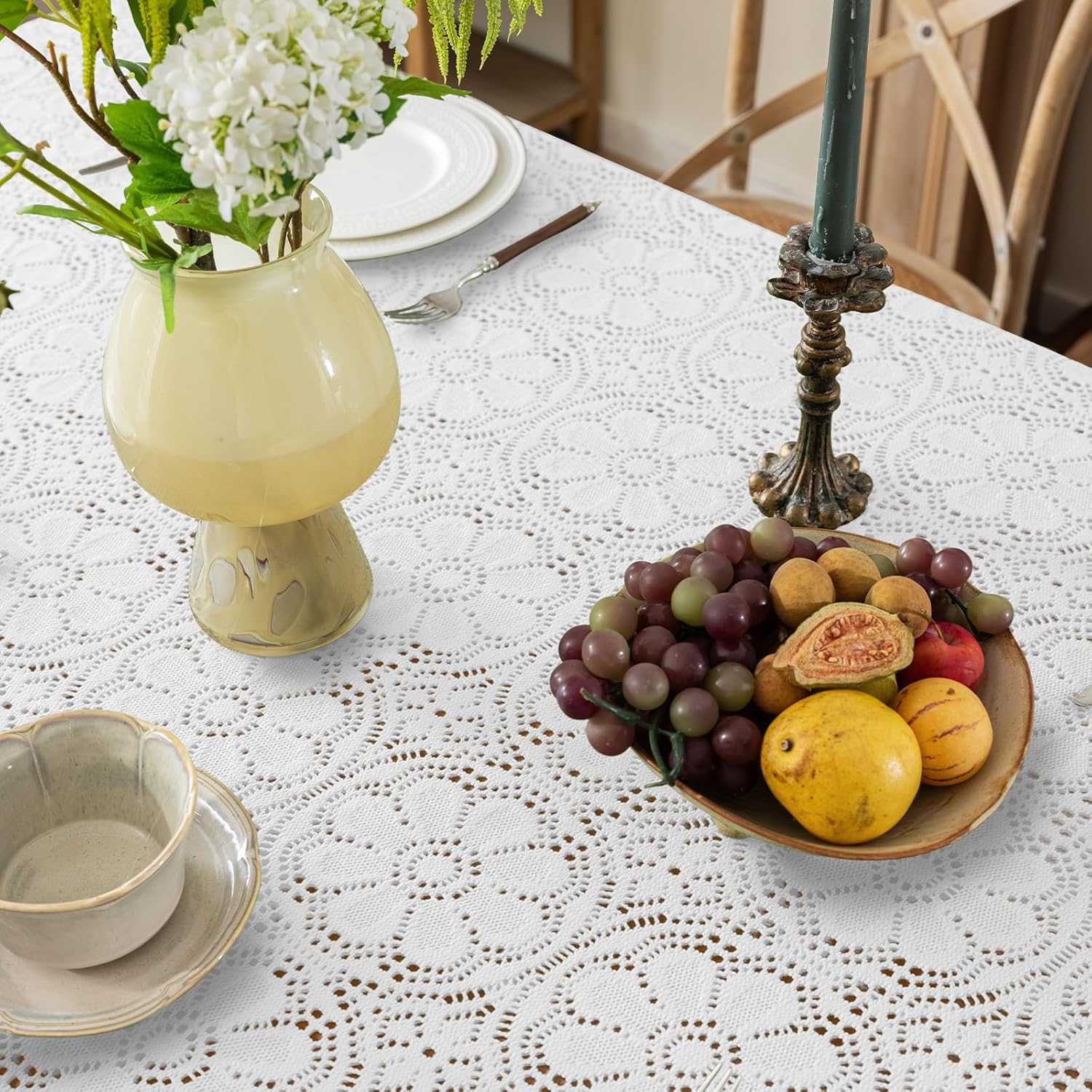 White Crochet Lace Tablecloth Square 60 x 60 Inch Vintage Floral Embroidered Cotton Lace Table Cloth Rectangle with Tassels Farmhouse Dining Table Cover for Party Buffet Wedding Holiday Decor