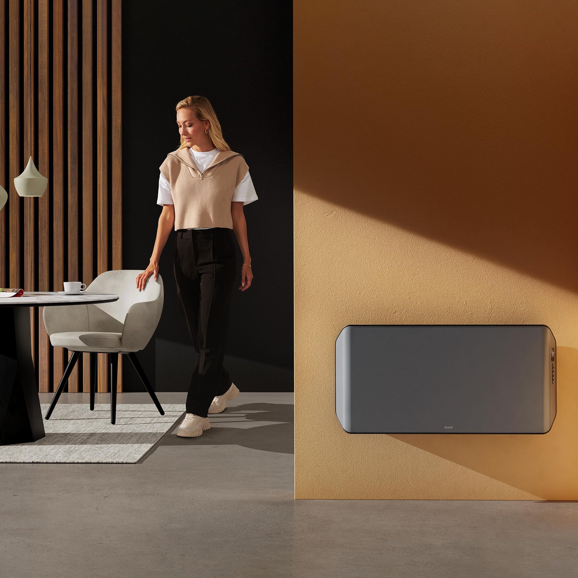 Duux Edge Smart 1500 W Riscaldamento elettrico a risparmio energetico – Convettore elettrico – Termoventilatore da bagno – Radiatore con termostato – Riscaldatori elettrici per ambienti fino a 20 m² –