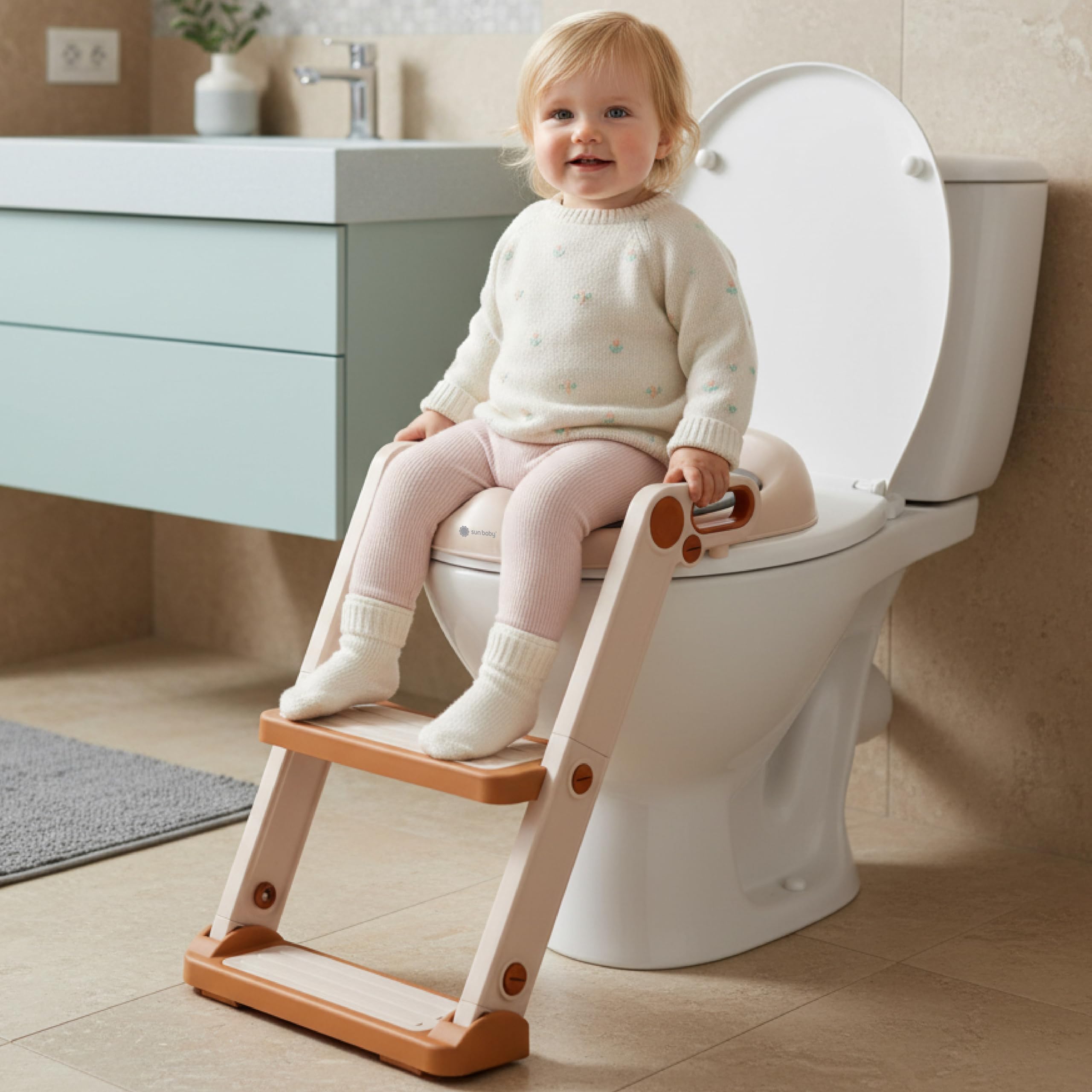 sun baby Nakładka na sedes z drabinką dla dzieci - 18-36 miesięcy, do 15 kg - antypoślizgowa, z uchwytami, 3-stopniowa regulacja (51-58 cm), 2-stopniowa drabinka, deska sedesowa - Biało-Złota