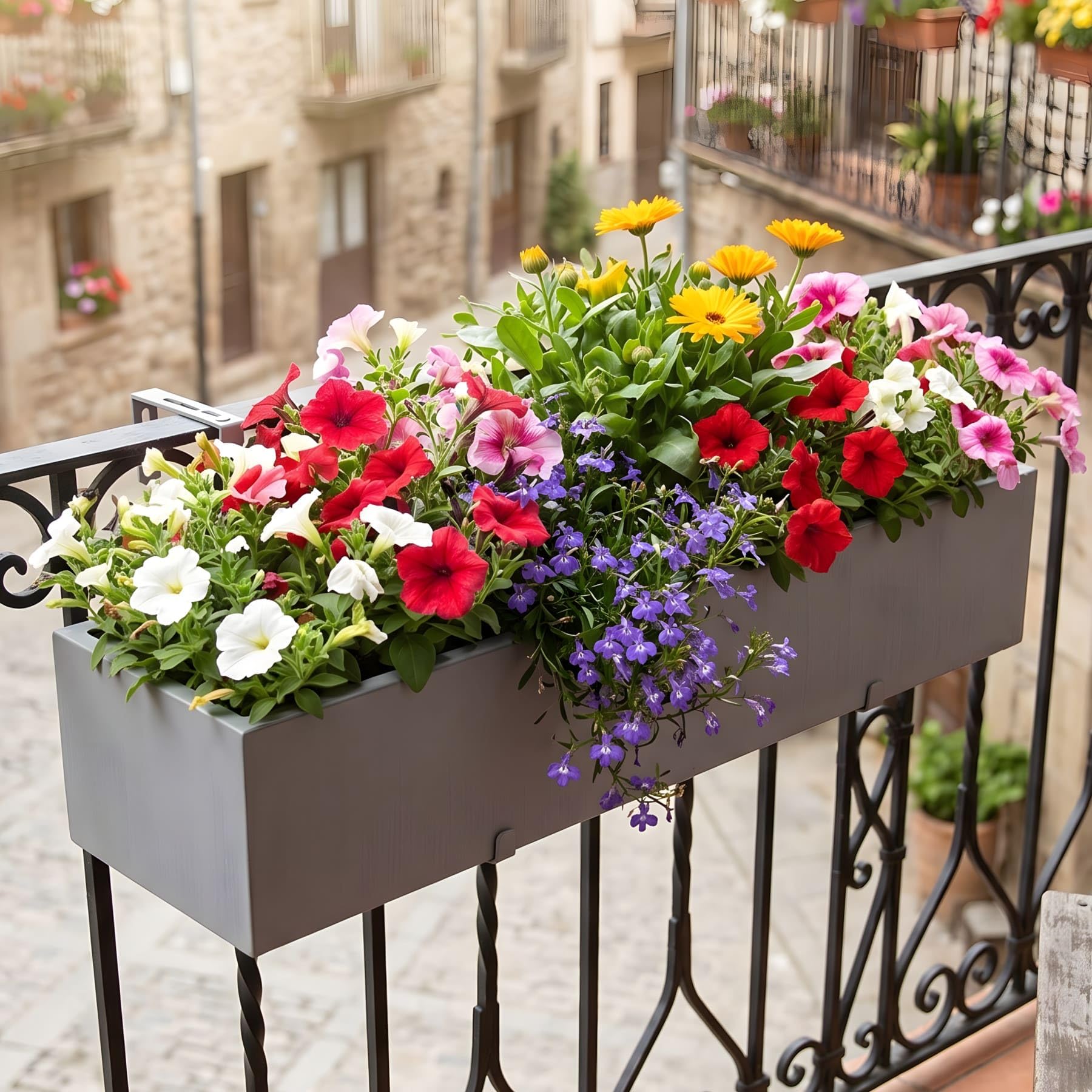 Dekoleidenschaft Balkon Blumenkasten Grau aus Metall, Pflanzkasten 90 cm lang, Balkonkasten mit integriertem Wasserablauf, Pflanzgefäß für Drinnen & Draußen