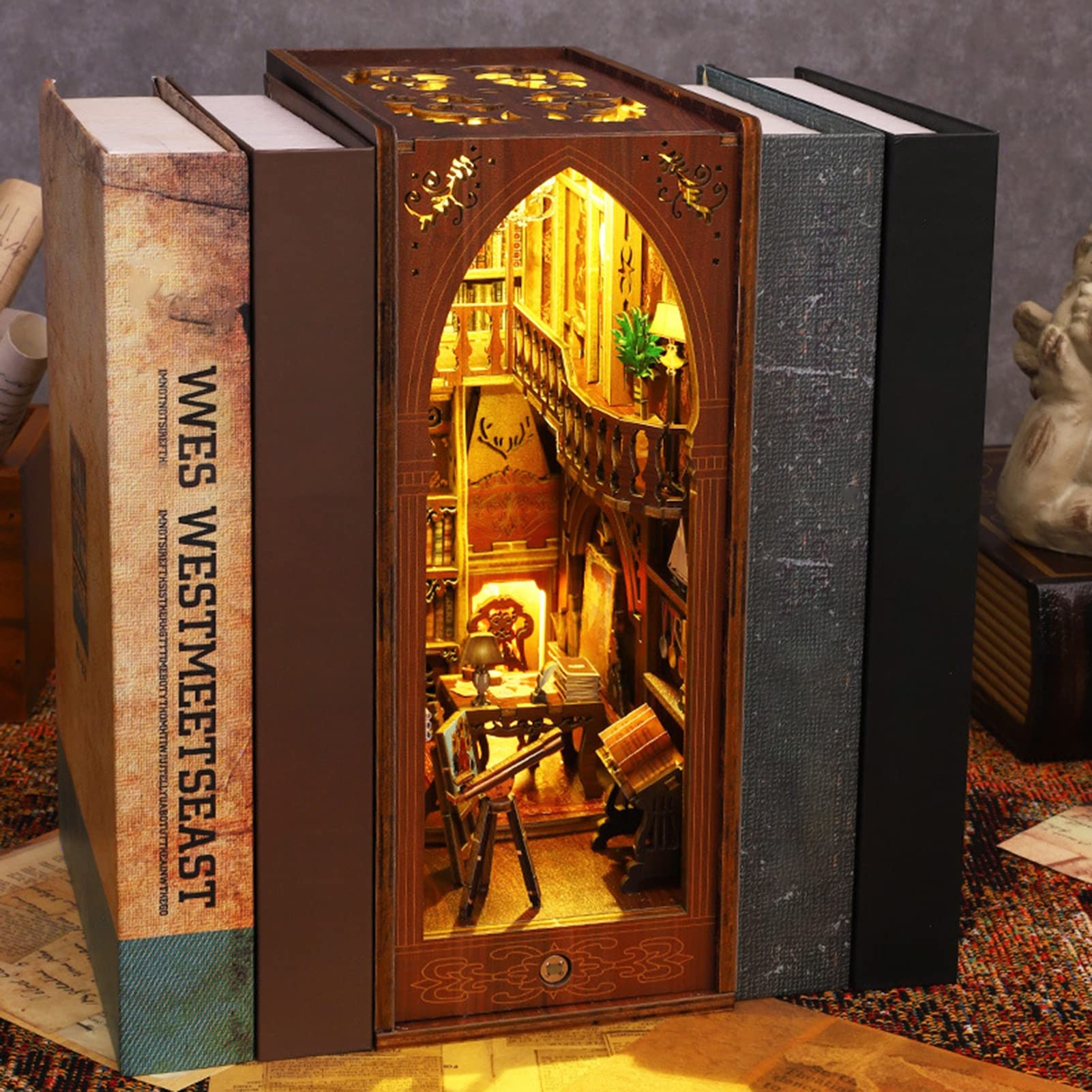 Amazon.co.jp: DIY Book Nook ミニチュアドールハウスキット