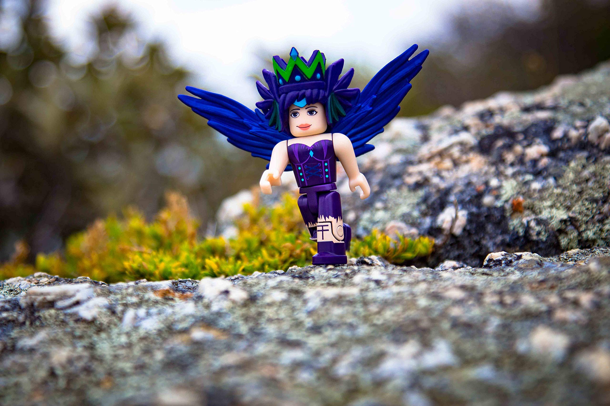 Roblox Celebrity Collection - Design It: Teiyia and Roblox Skating Rink Two Figure Pack product thumbnail 7