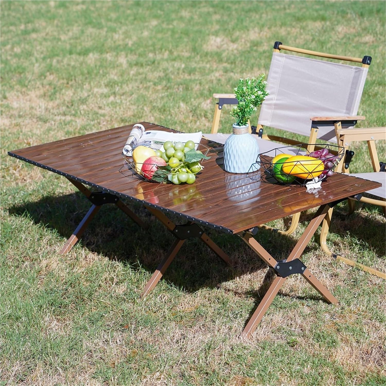 Portable Folding Camping Table, Lightweight Outdoor Low Picnic Table, for Beach,Party, Patio, BBQ, Travel(Wooden)
