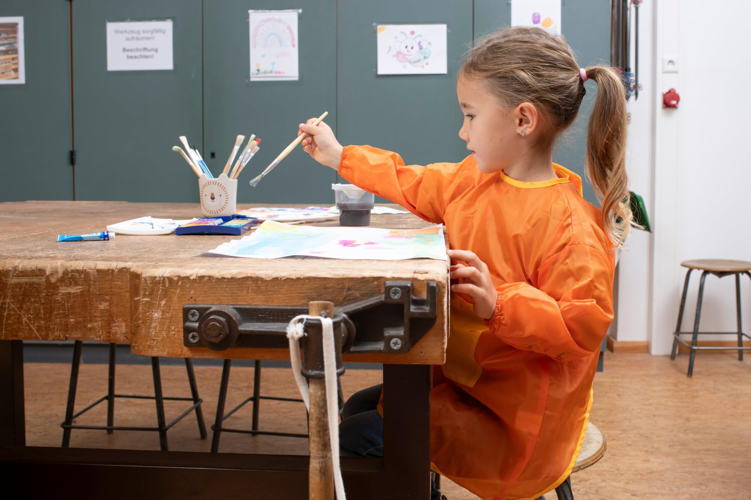 Betzold Malkittel für Kita und Schule - Schürze für Kita und Schule Bastel-Schürze Bastelkittel