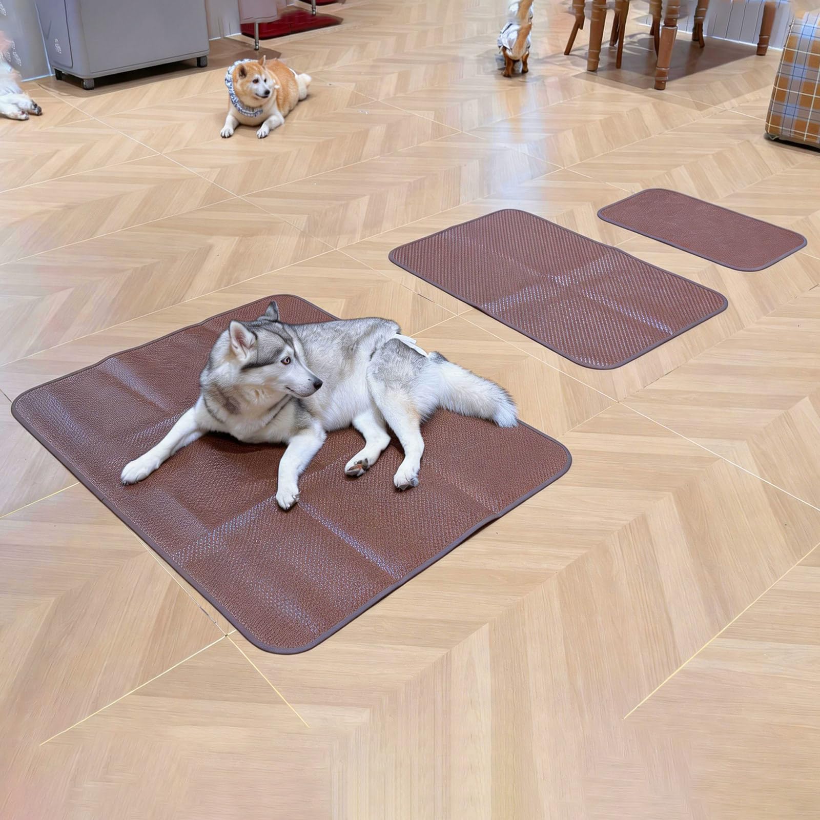 Alfombrilla de refrigeración para perros grandes, 36 x 46 pulgadas, almohadilla de refrigeración transpirable tejida de polietileno, fresca al tacto y resistente a las mordidas, parte inferior