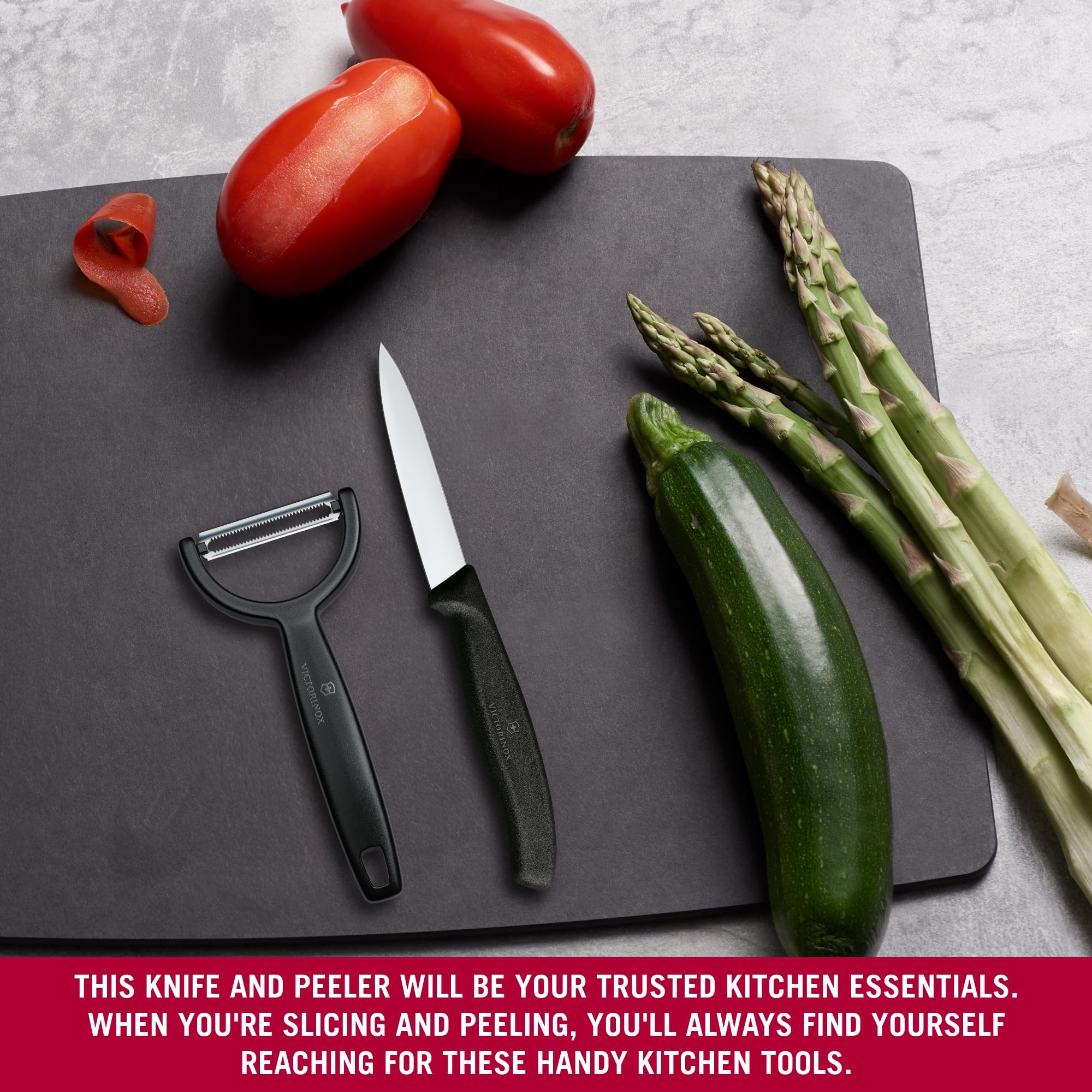 Victorinox Swiss Classic Coltello e pelaverdure, 2 pezzi, Lama extra-affilata, per frutta e verdura, Acciaio inossidabile, Nero