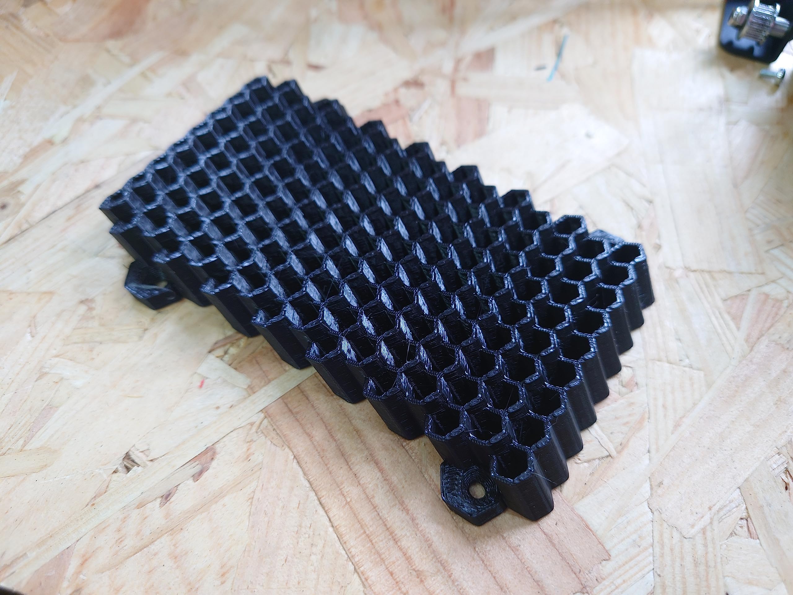Hex Bit Wall Holder Storage 1/4" 136 Spaces, Variety pack - Image 3