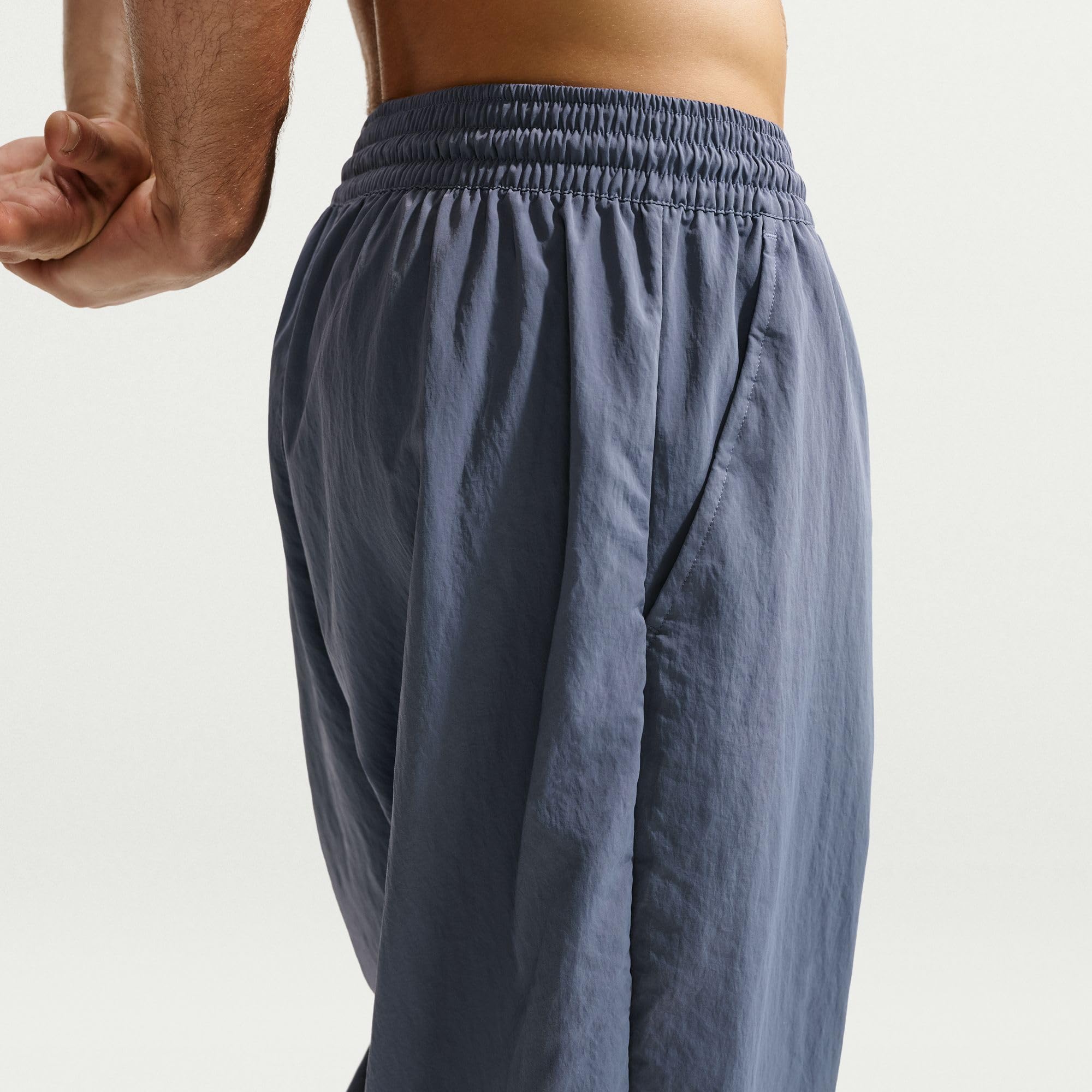 Nike N.A.C. Dri-FIT Web-Trainingshose für Herren, IF2210