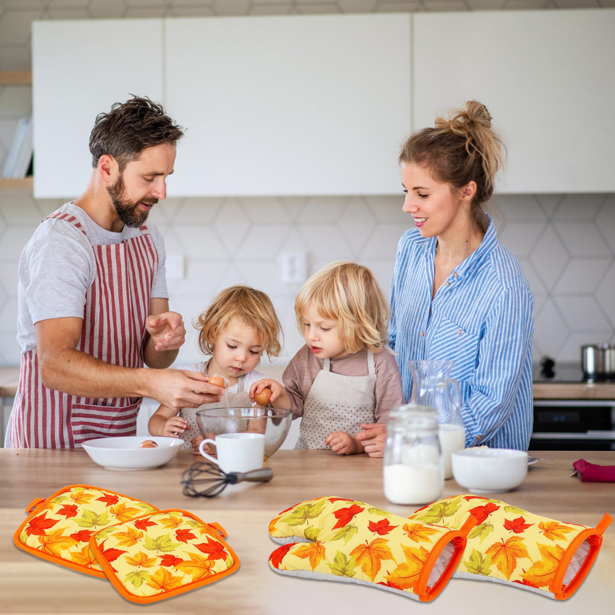 Lucleag Juego de 4 manoplas y soportes para ollas de otoño, Acción de Gracias, otoño, hojas de arce, guantes de horno y agarraderas, resistentes al calor, guantes de cocina antideslizantes para Acción
