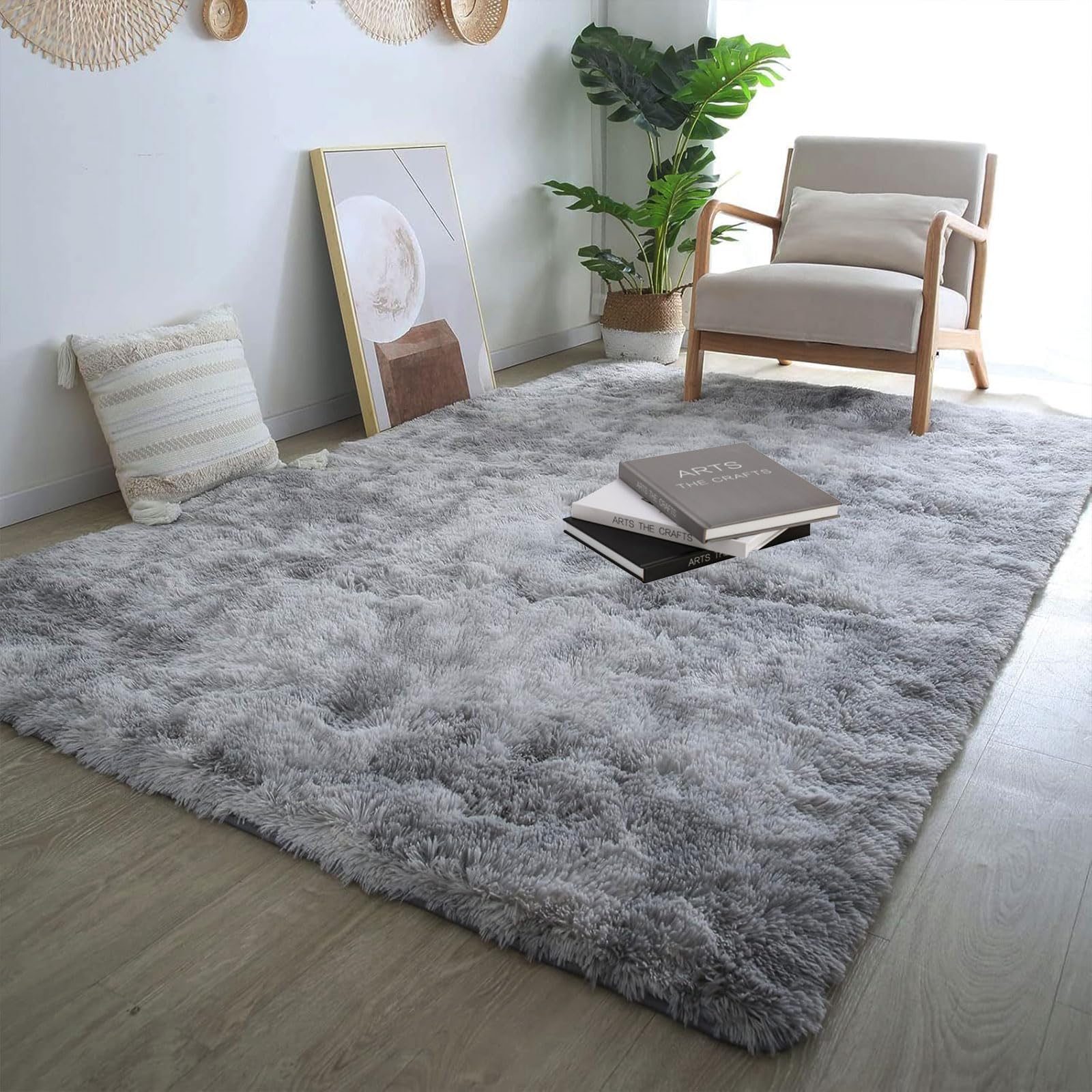 GUOJUN Tapis Chambre 110 x 220 cm Poils Longs, Lavable, Moderne Tapis de Cuisine Antidérapant pour Salon Chambre, Gris Clair