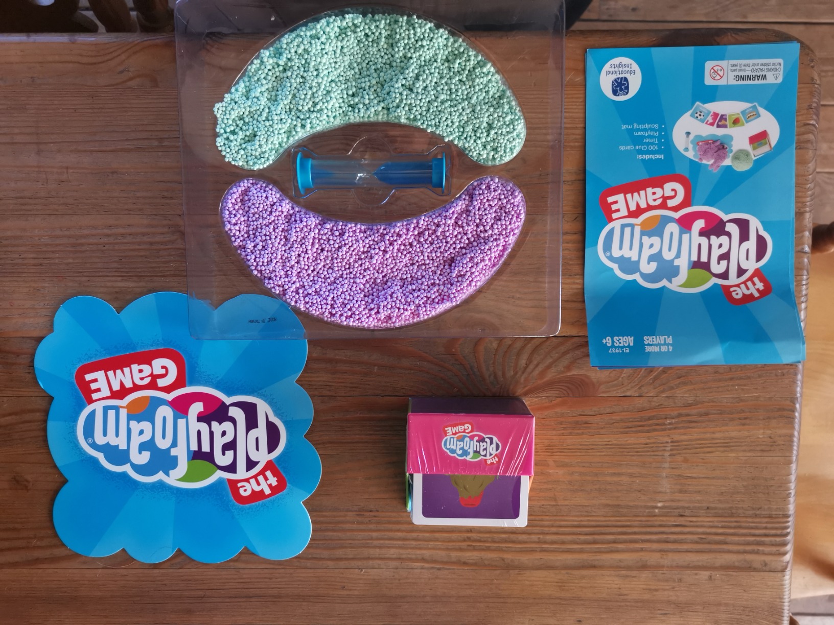 Learning Resources Playfoam Game - Sculpting & Guessing Family Game With 2 Colors Playfoam, Cards & Timer - View #3