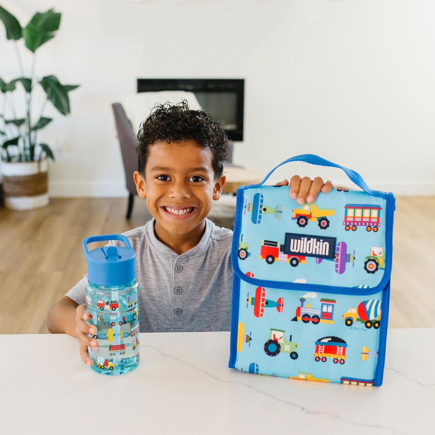 Wildkin Lunch Bag Bundle with 16 oz Reusable Water Bottle for Kids – Insulated, Durable Kids Lunch Set for School & Travel - Trains, Planes & Trucks