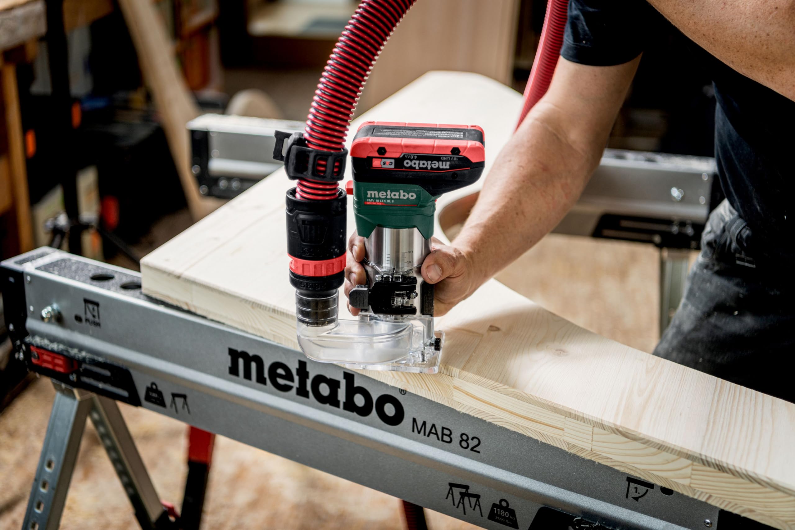 metabo Fresadora de bordes con batería FMV 18 LTX BL 8-18V, motor sin escobillas, 4800-29000 rpm, pinza de sujeción de 6/8 mm, metaBOX 145 L, ajuste preciso de profundidad, ergonómico, para madera y