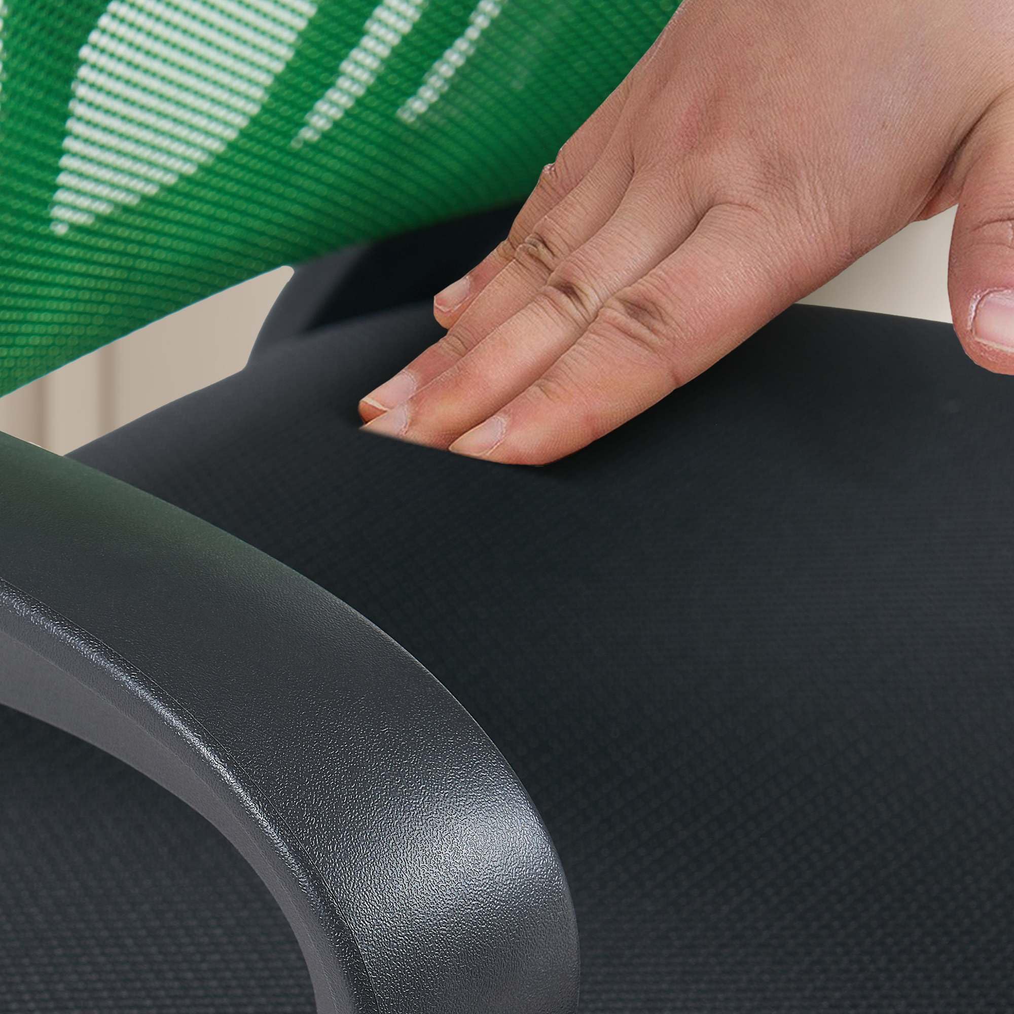 CLP Chaise De Visiteurs Eureka en Maille I Siège Zone D'attente avec Accoudoirs I Chaise avec Piètement en Métal I Patins antidérapant Couleur:Vert
