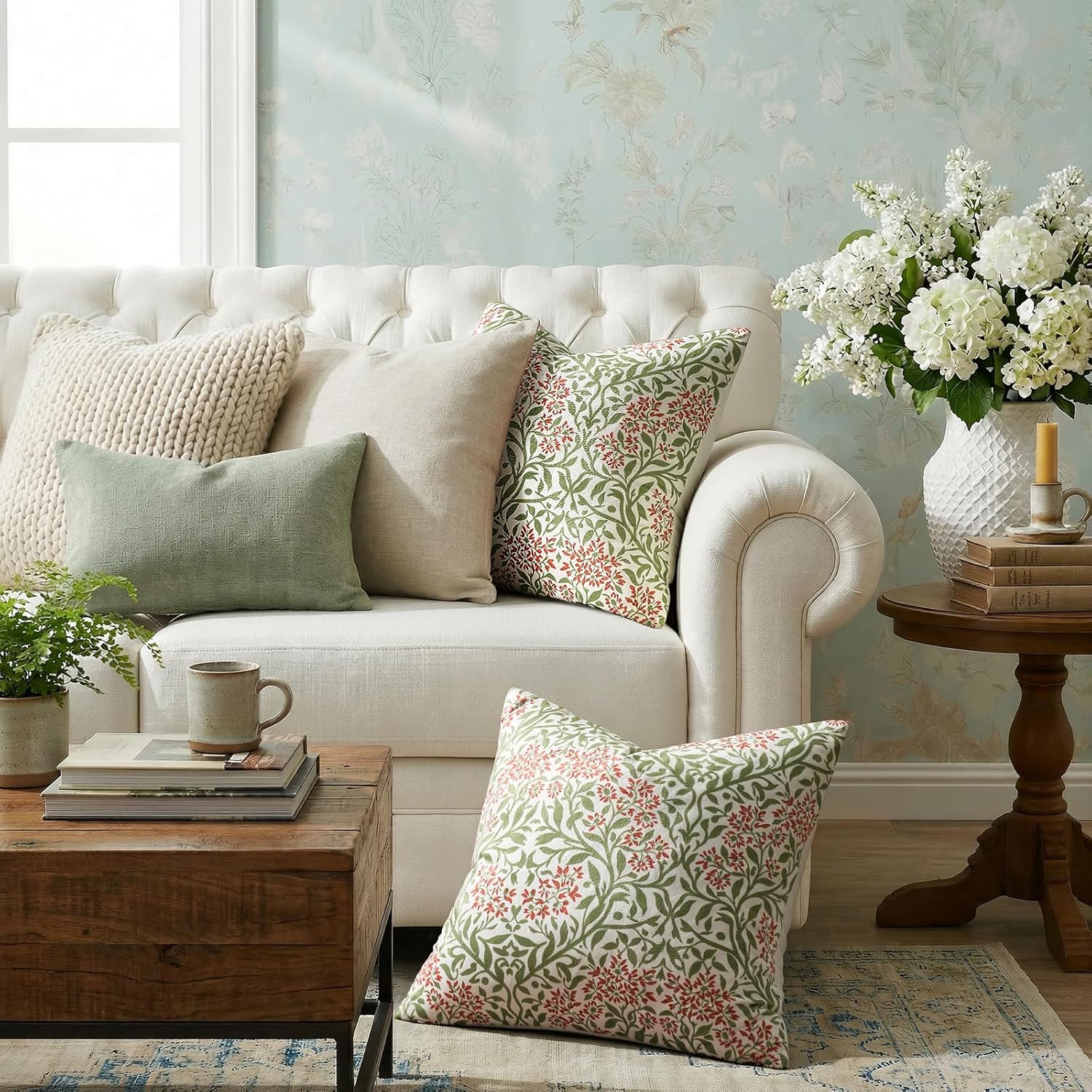 GIGIZAZA Velvet Floral Pillow Covers - Decorative 20x20 Spring Throw Pillow Vintage Patternet Soft Covers for Couch Bed Living Accent Square Block Print William Morris Cushion Covers Pack of 2