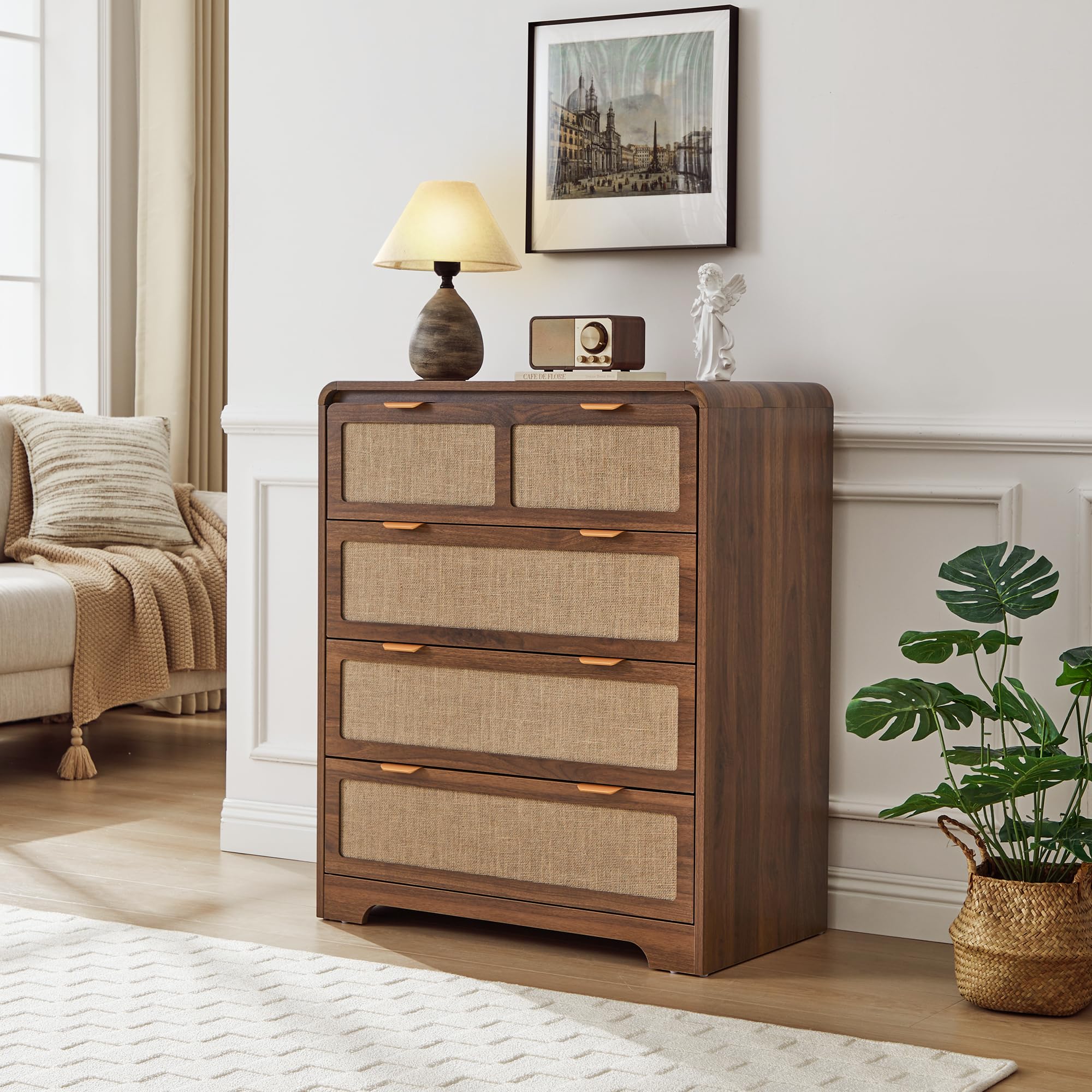 GuannCraft Moderne Kommode aus Rattan mit Vier geräumigen Schubladen und Metallgriffen; rustikaler Aufbewahrungsschrank aus Holz, geeignet für Schlafzimmer, Wohnzimmer und Eingangsbereiche. (Bogen)
