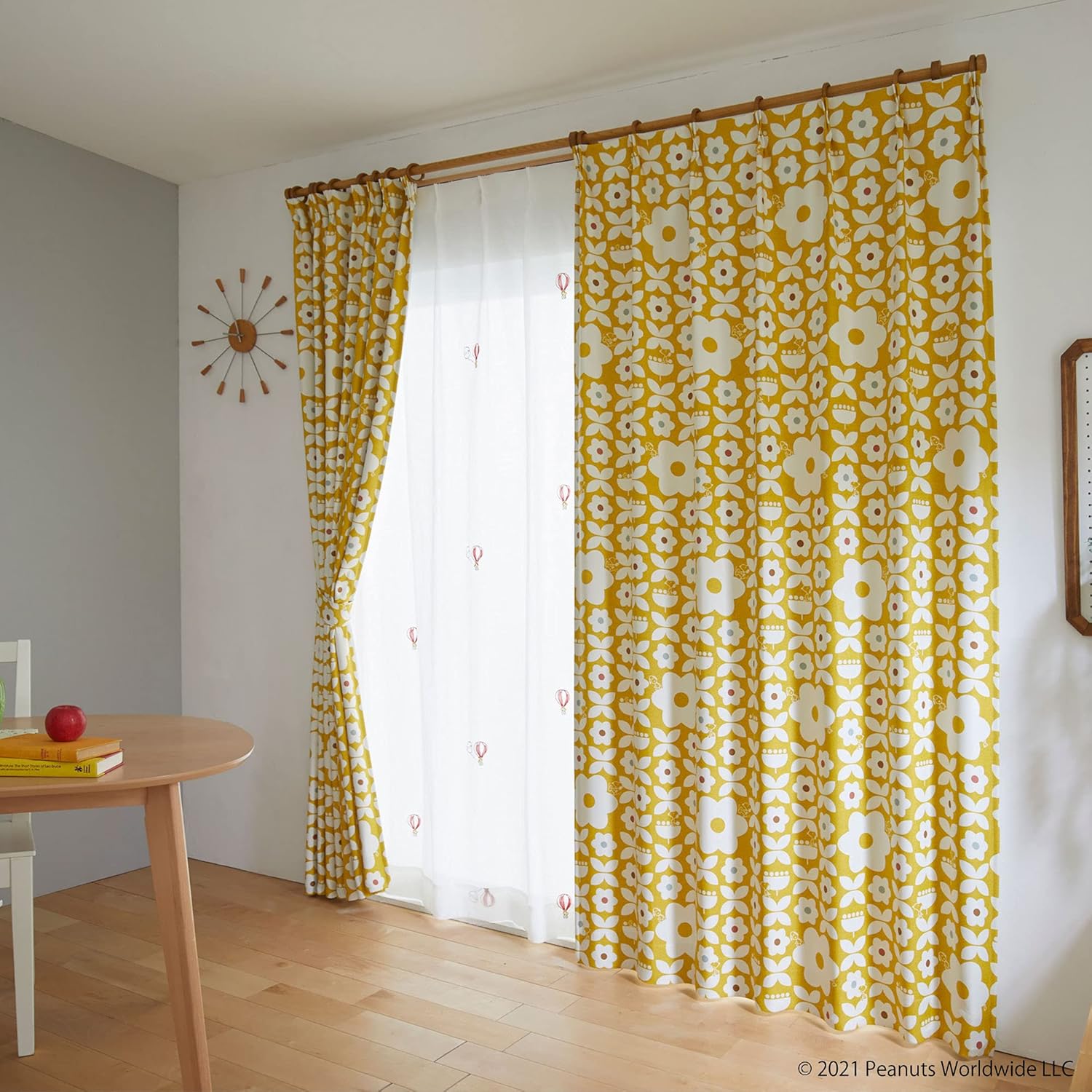 Amazon｜スミノエ(Suminoe) セミオーダーカーテン イエロー 幅300cm ×丈220cm PEANUTS フラワーメイズ 遮光3級  P1036｜カーテン オンライン通販 スミノエ(Suminoe) セミオーダーカーテン イエロー 幅205cm ×丈175cm PEANUTS フラワーメイズ 遮光3級