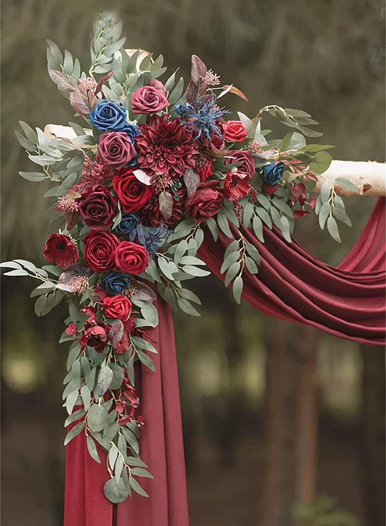 Composizione Floreale Di 2 Fiori Per Arco Nuziale – Rose E Foglie In Seta PP, Rosso, Dimensioni 60x30 E 40x20 Cm