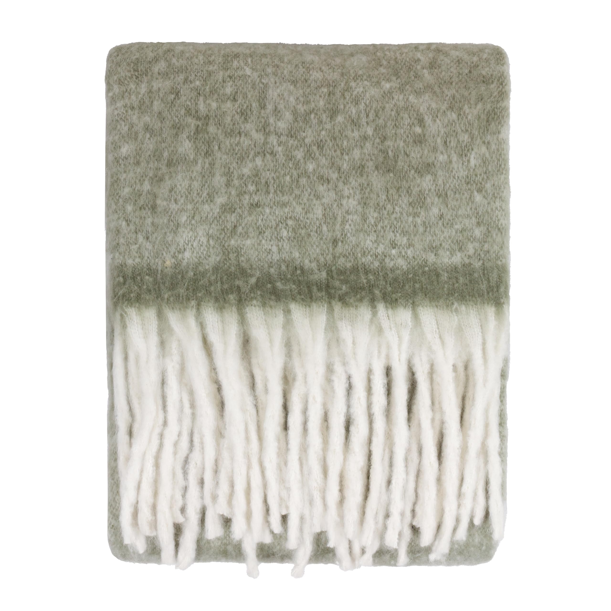 furn. Cozy Throw – Soft Textured Woven Blanket with Tassels (Green - 140x180cm)