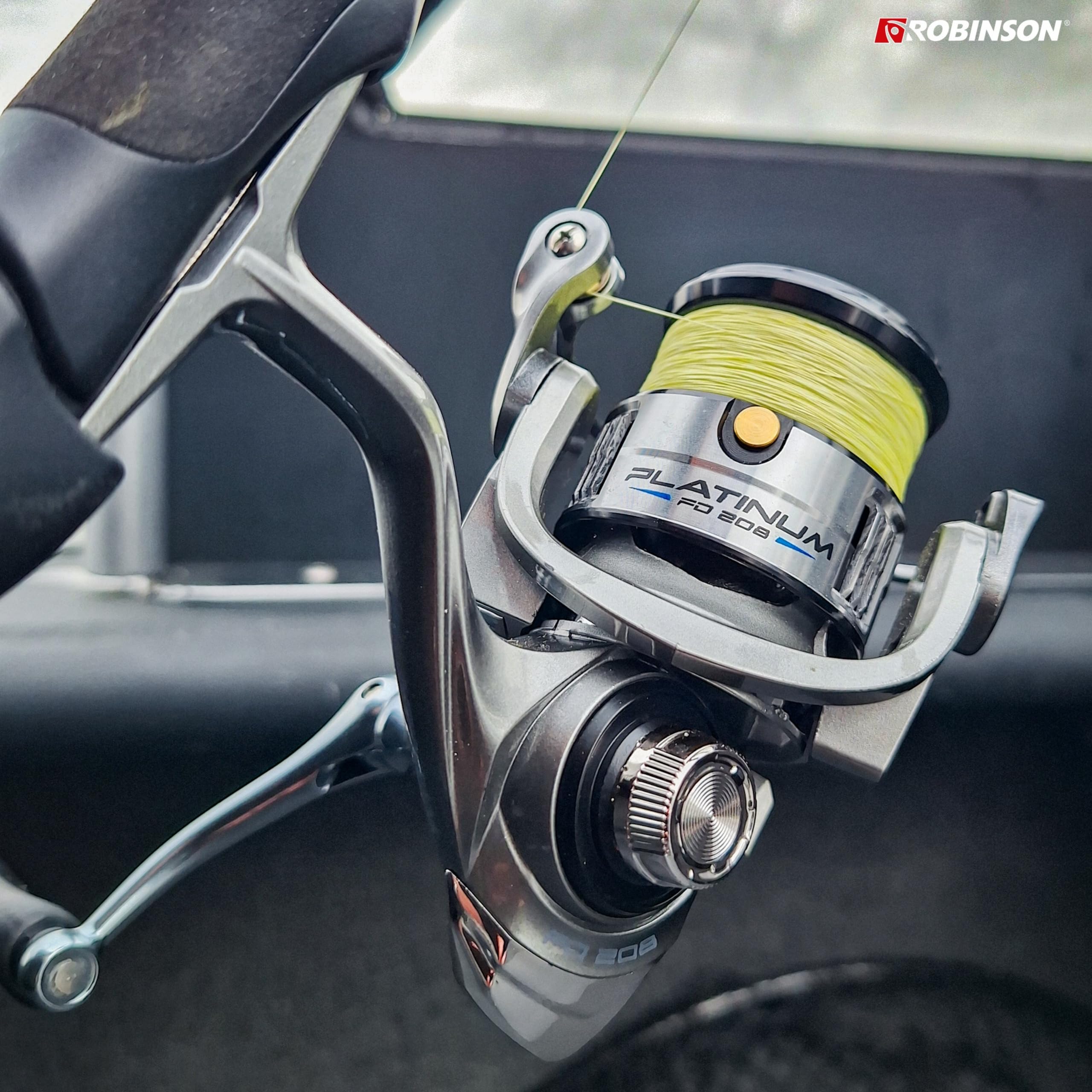 Robinson Angelrolle mit 8 Kugellagern - Rücklaufsperre - Graphitgehäuse - Aluminiumspule - 5.2:1 Übersetzung - 8kg Bremskraft - Spinnrolle - Platinum