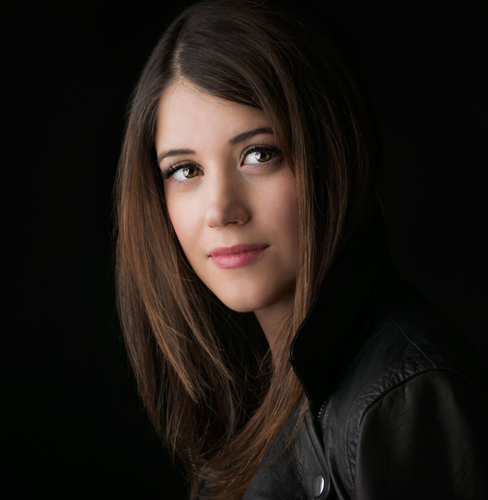 Alexandra Bracken