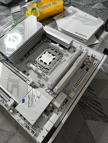 Amazon.co.jp: GIGABYTE B850M AORUS ELITE WIFI6E ICE - White