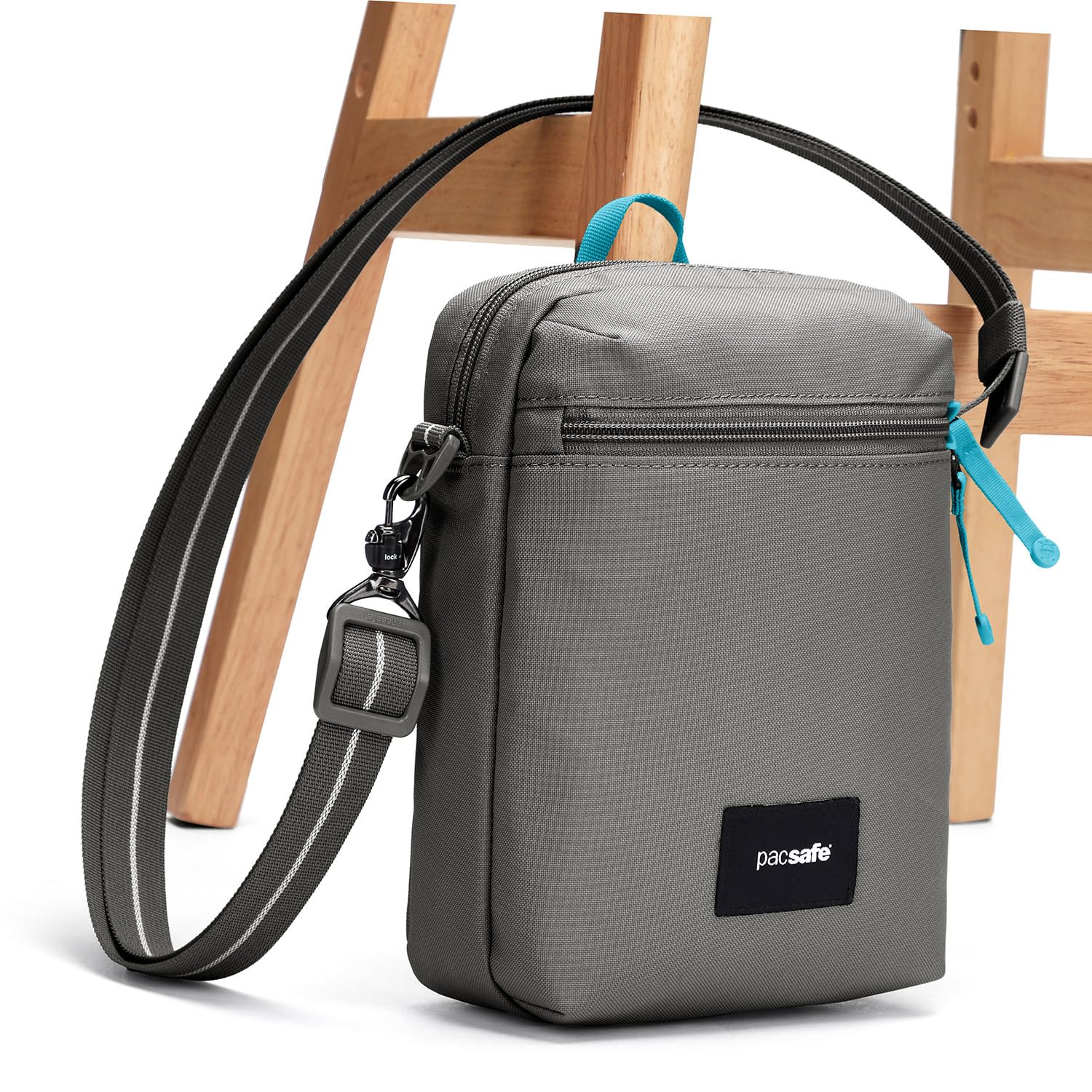 Pacsafe Pacsafe Go Anti Theft Festival Crossbody Umhängetasche