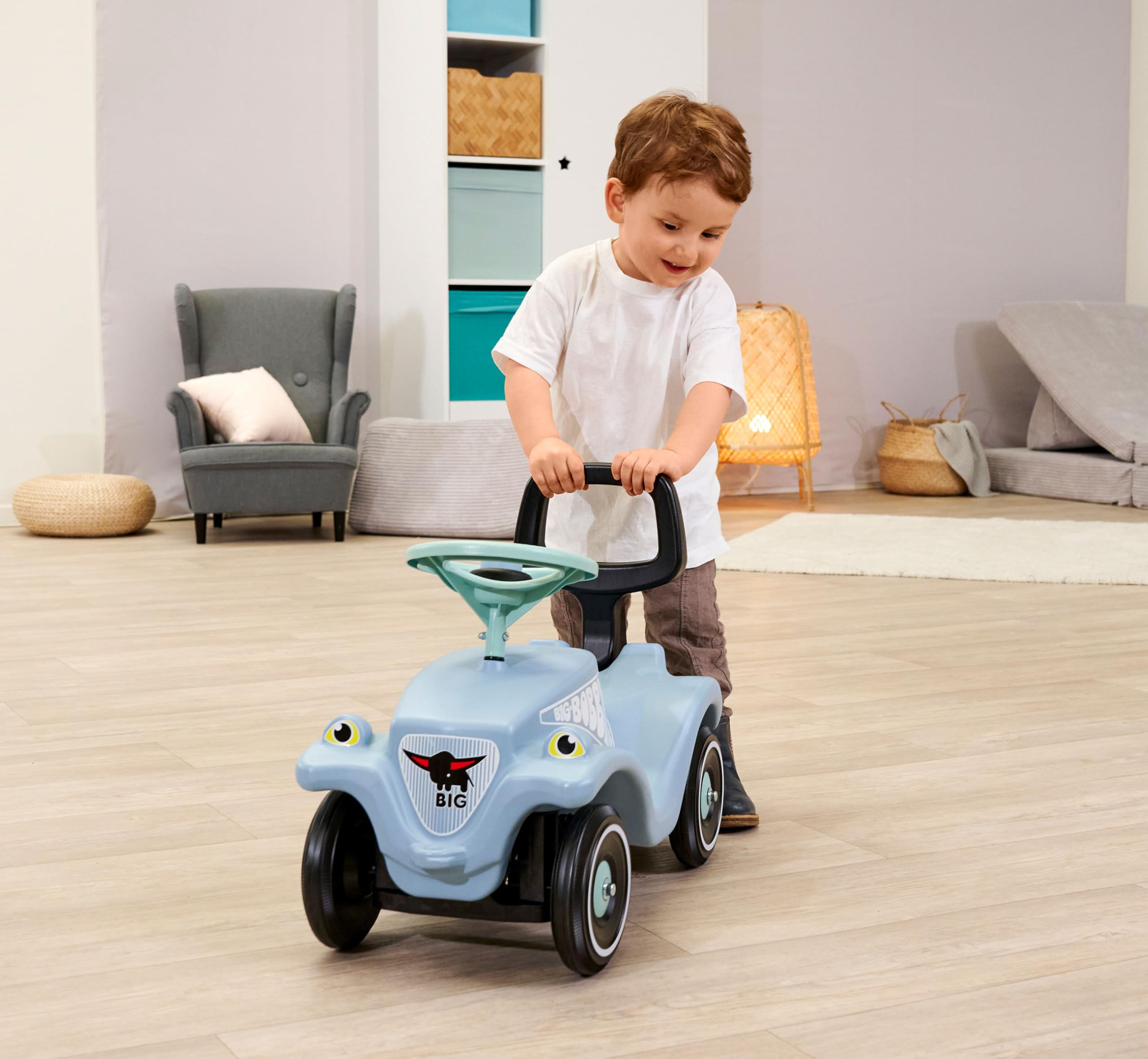 Big Bobby Car Classic Bundle - Childrens Vehicle For Boys And Girls Classic Ride-On Vehicle Up To 50 Kg Including 2-in-1 Walker And Backrest For Children From 1 Year product thumbnail 6