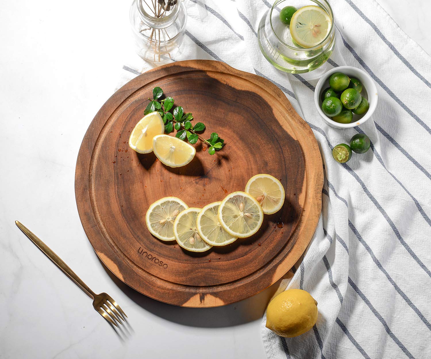 Linoroso Planche a decouper ronde en bois d'acacia disponible comme Plateau de charcuterie Planches à fromage Planche de petit déjeuner avec Canal à jus Antidérapant Anti-coupure - 30,4cm de diamètre