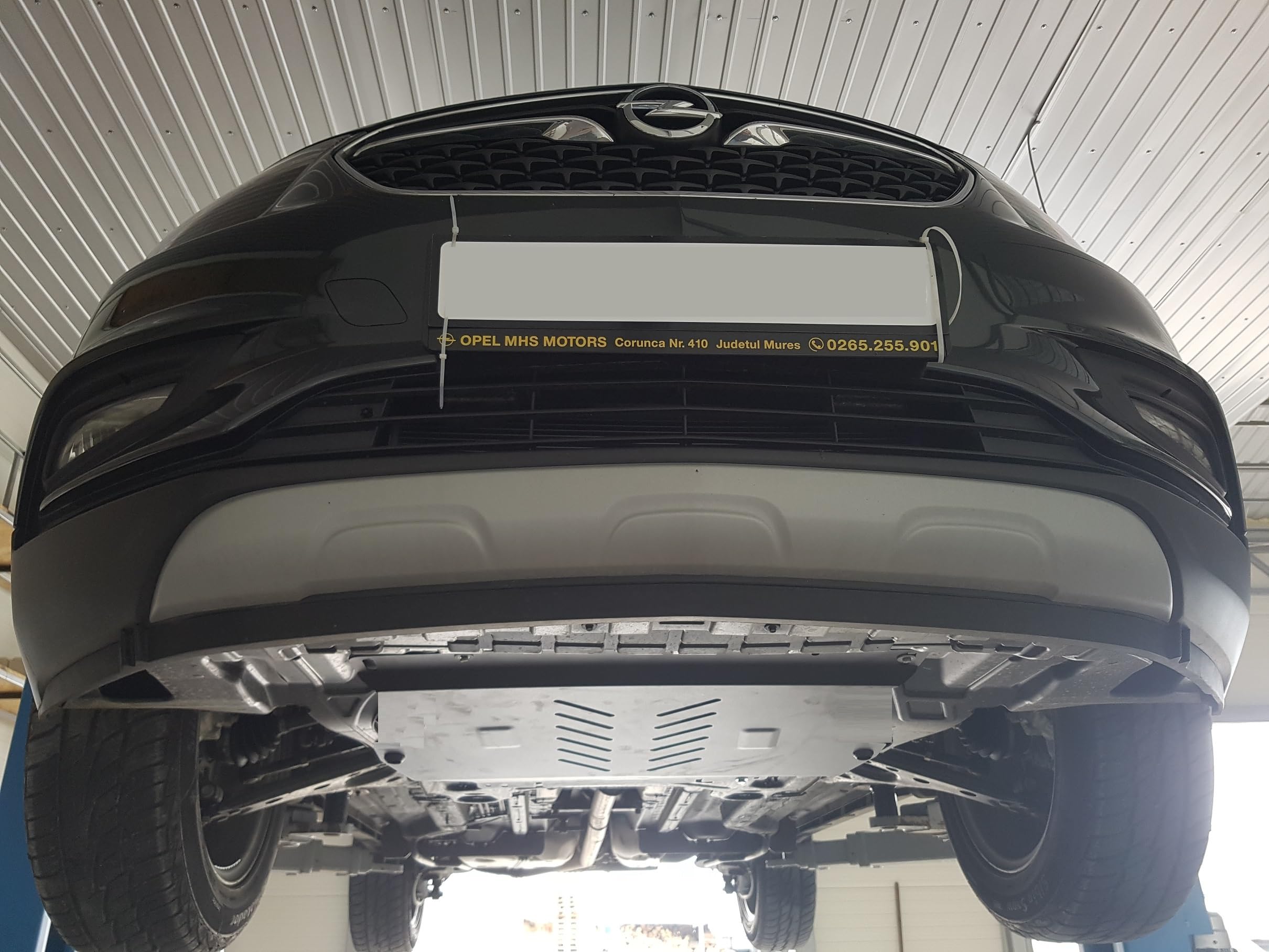 Protección de motor metálica compatible con Opel Mokka (2012-2019)