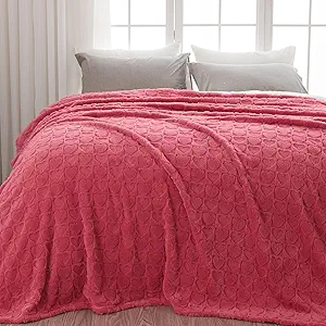 NEWCOSPLAY Super Soft King Blanket Coral Pink Love Premium Silky Flannel Fleece 3D Heart Checkered Lightweight Bed Blanket All Season Use (Coral Pink Love, King(90"x110"))
