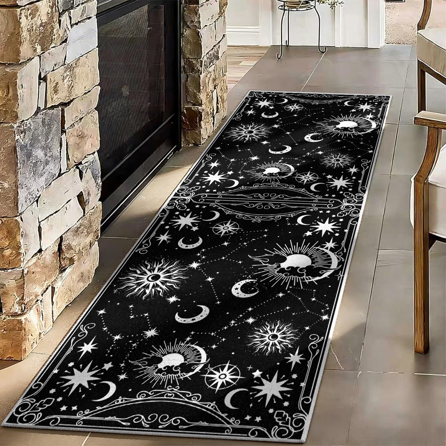 Himmels Läufer Teppich in Schwarz Weiß, 60x200cm Gotischer Teppich Sonne, Mond Sternen für Flur, Langer Teppich Mit Mystischem Sternbildmuster für Schlafzimmer, Waschbare, Rutschfeste Teppiche