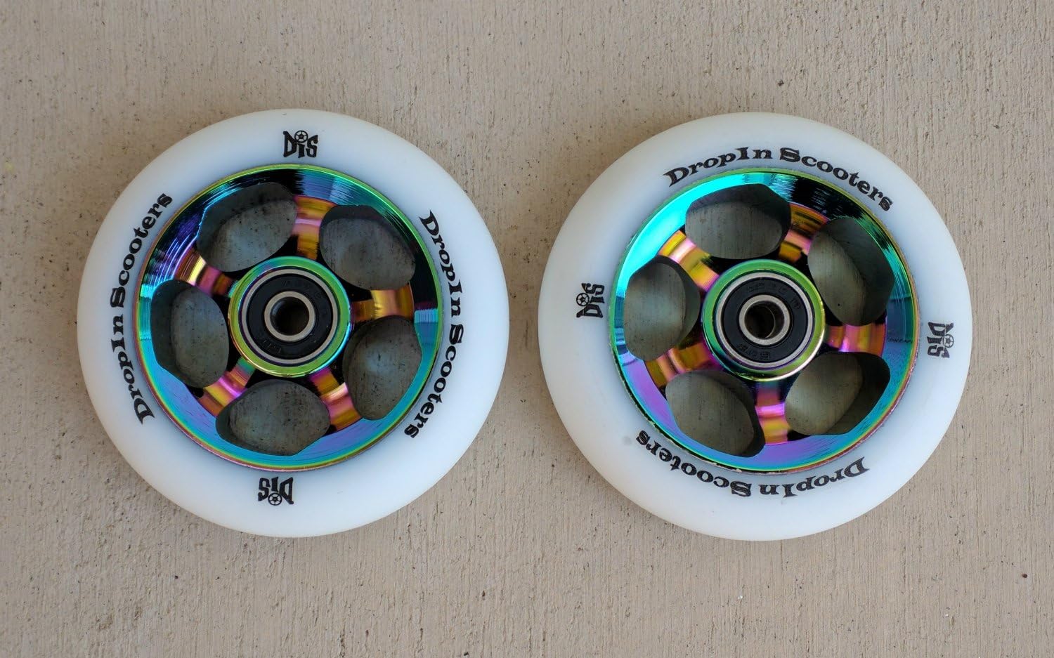 DIS 110mm Oil Slicks Metal Core Wheels (2 Wheels) - Rainbow Metallic