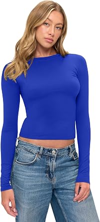 قميص نسائي قصير بأكمام طويلة من Natural Uniforms Y2K فائق النعومة والتمدد