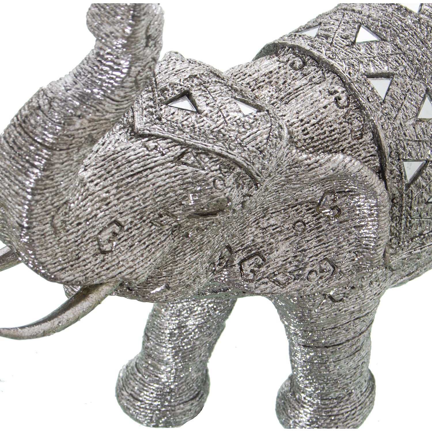 Figura de un Elefante de Resina granulada con espejitos en Plateado 1x11x28cm