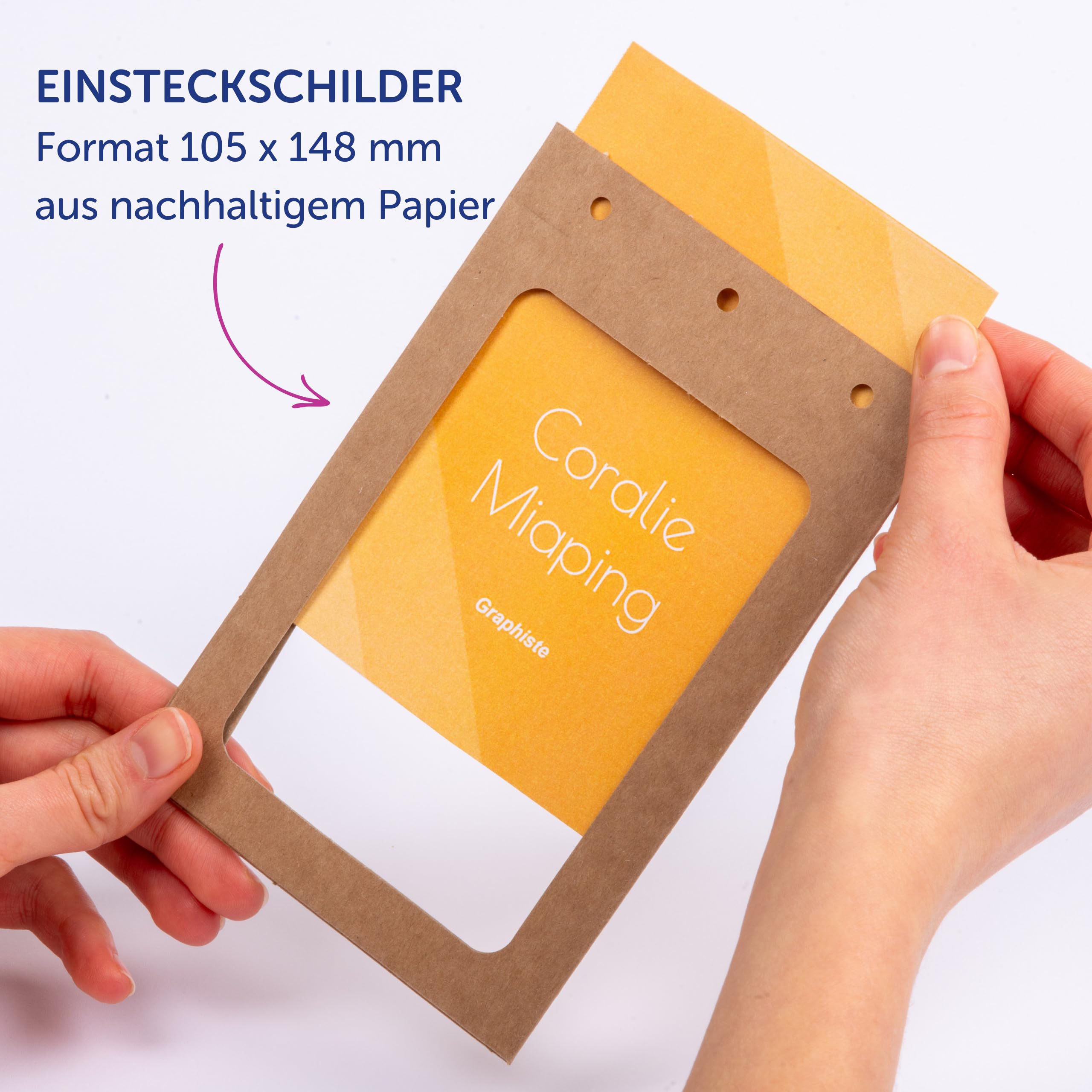 AVERY Zweckform 4839XL Namensschilder für Kleidung 50 Stück (148x105mm, A6 Namenschilder-Taschen inkl. 52 Stück blanko Einsteckschilder, Ausweishüllen aus Karton, Einsteckkarten bedruckbar) weiß