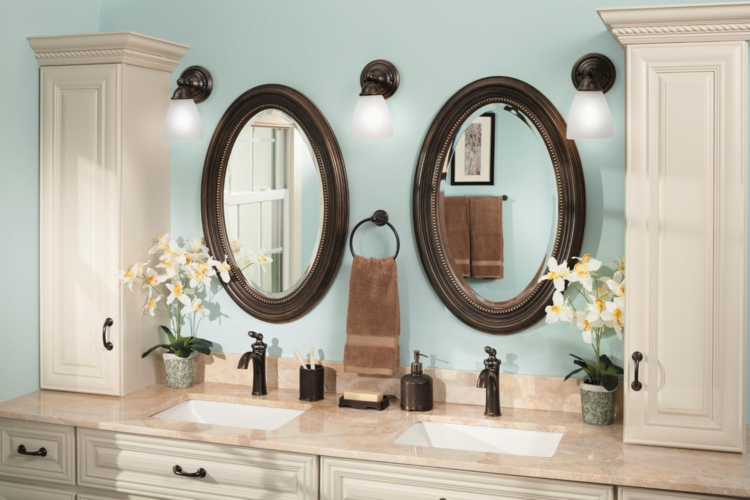 🔥 Moen 6600ORB Brantford One-Handle Low-Arc Bathroom Faucet with Optional Deckplate, Oil-Rubbed Bronze