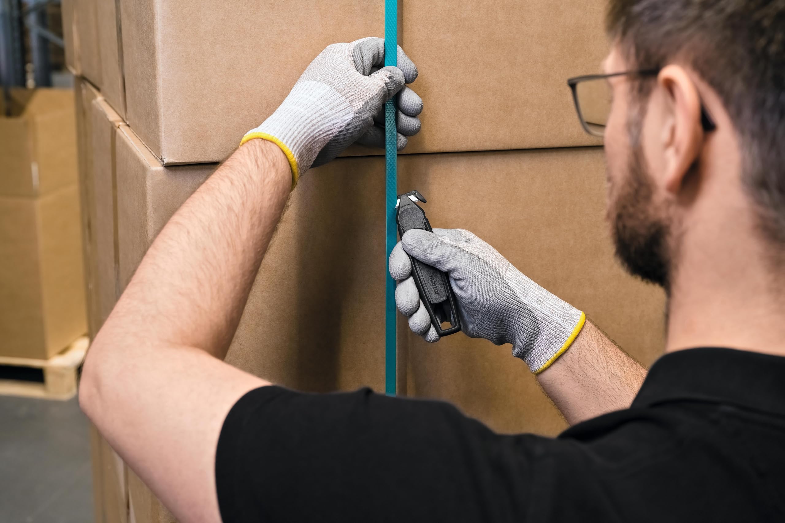 Image secondaire de Couteau de Sécurité Professionnel MARTOR SECUMAX 150 - Lame Cachée et Ergonomique